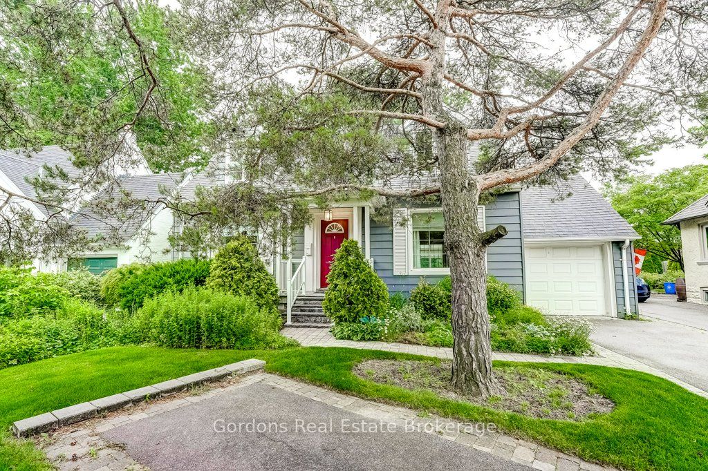 182 Burnhamthorpe Road, Toronto, ON M9A 1H6