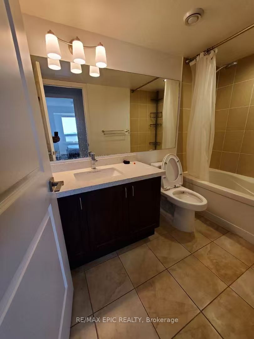 1070 Sheppard Avenue W 1012, Toronto, ON M3J 0G8 photo 3