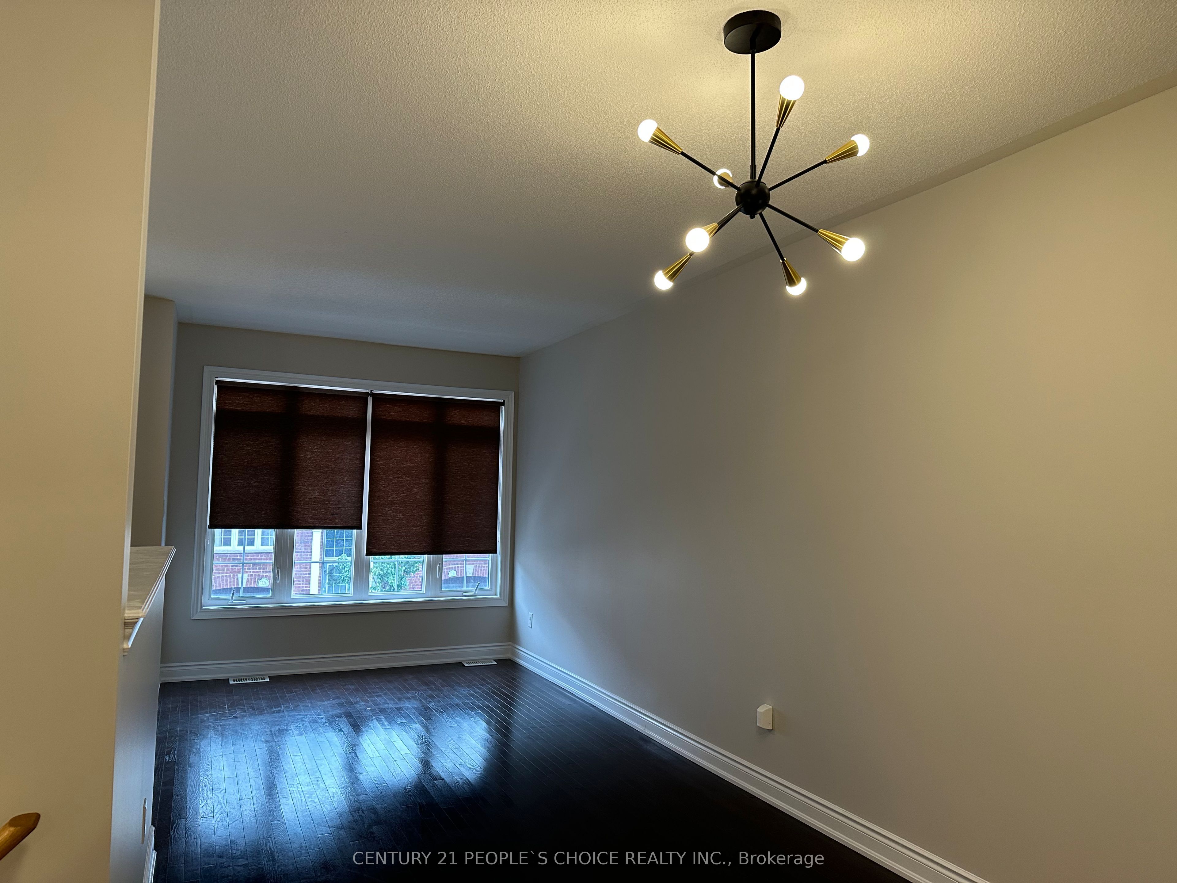 7227 Triumph Lane, Mississauga, ON L5N 0C5 photo 3