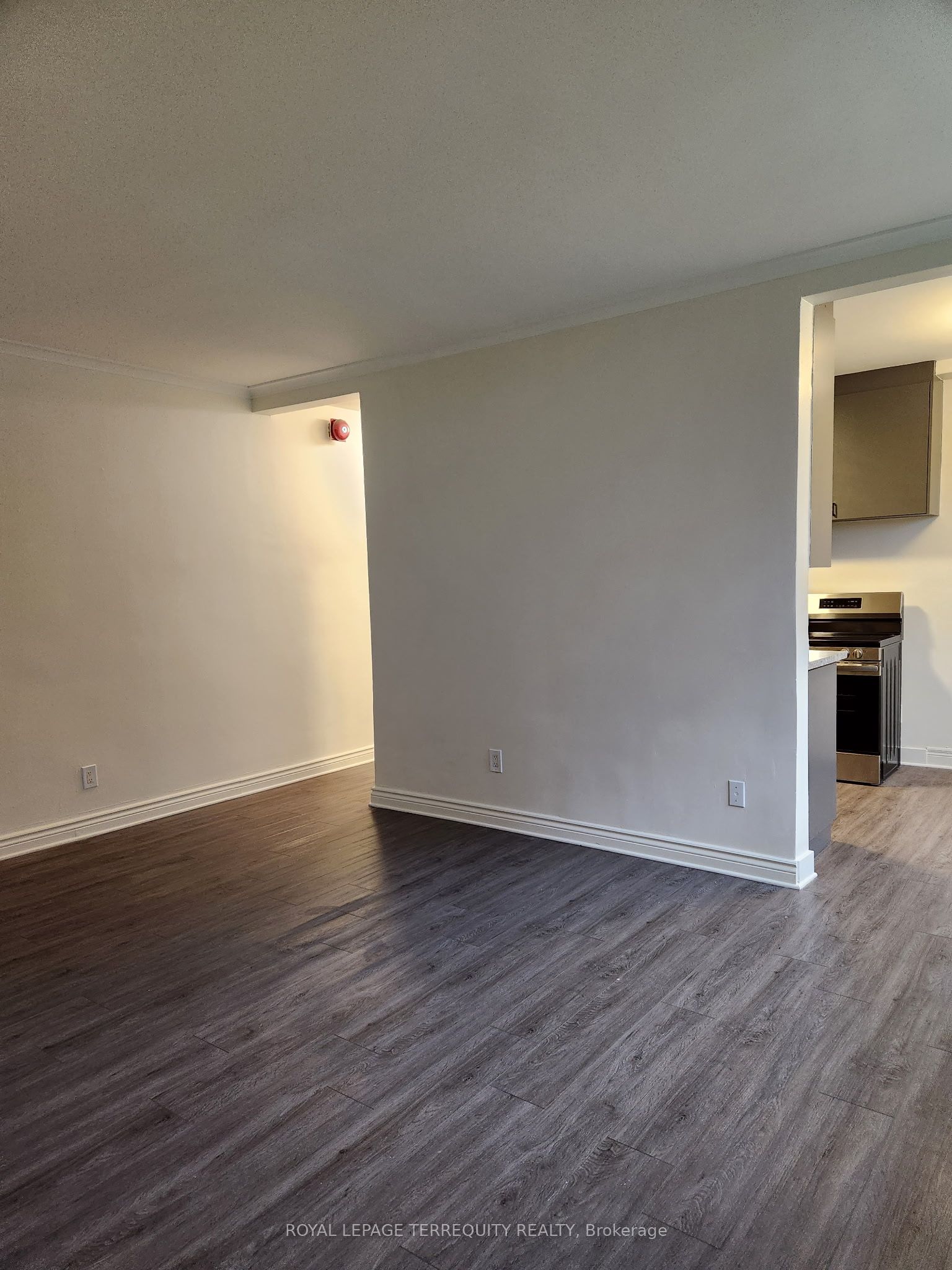 2550 Keele Street 1, Toronto, ON M6L 2N8 photo 5