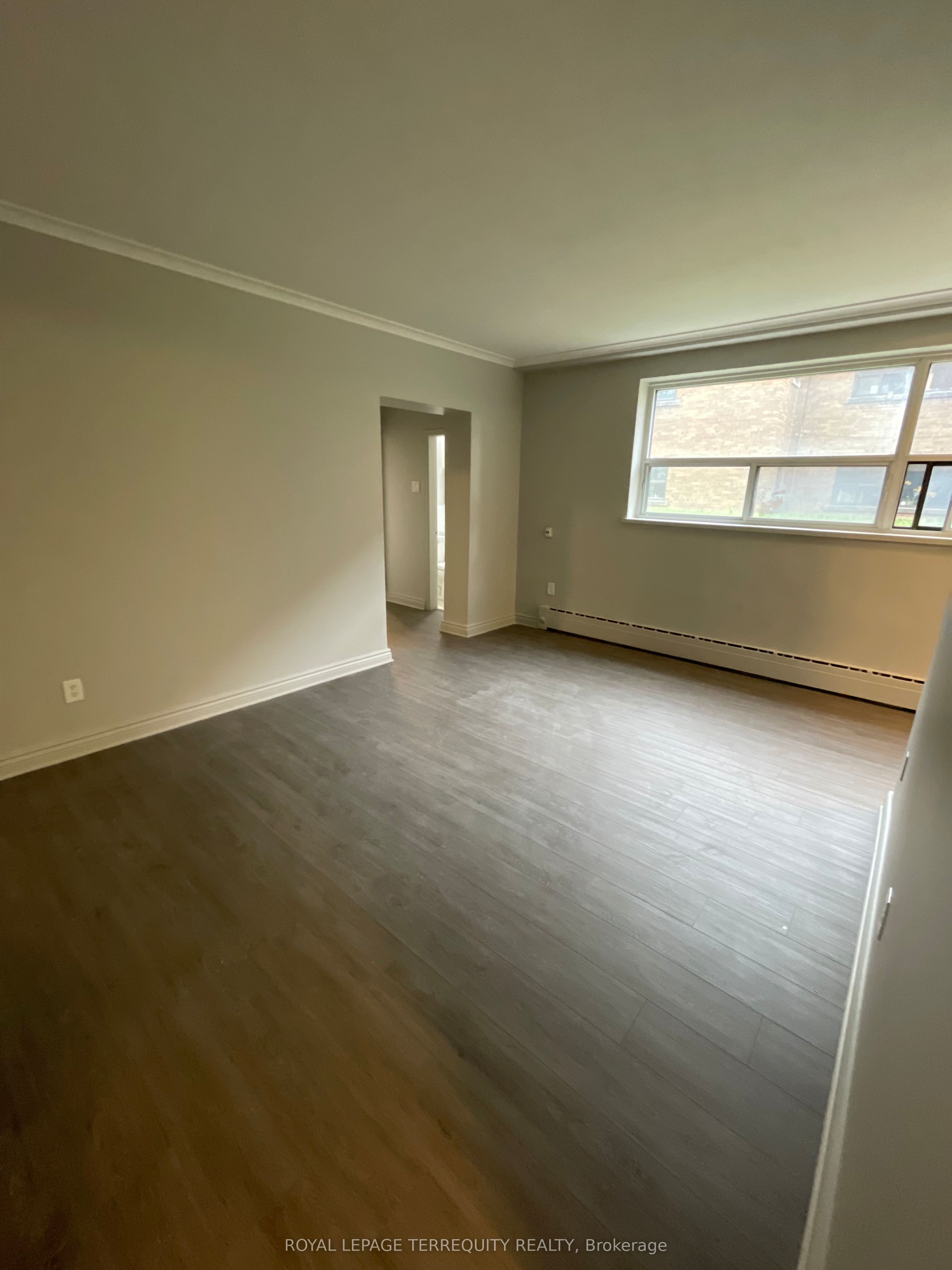 2550 Keele Street 3, Toronto, ON M6L 2N8 photo 3