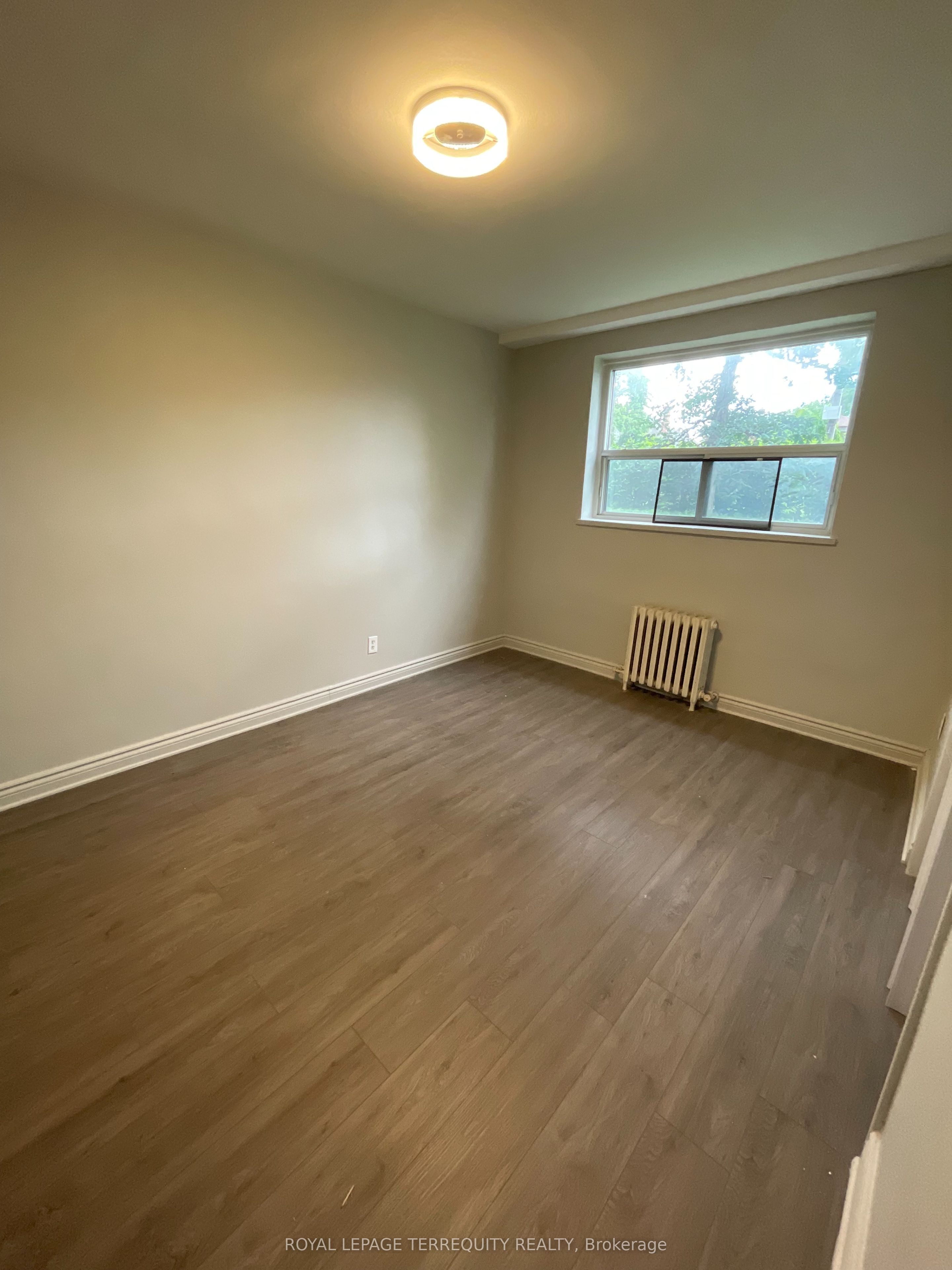 2550 Keele Street 3, Toronto, ON M6L 2N8 photo 4