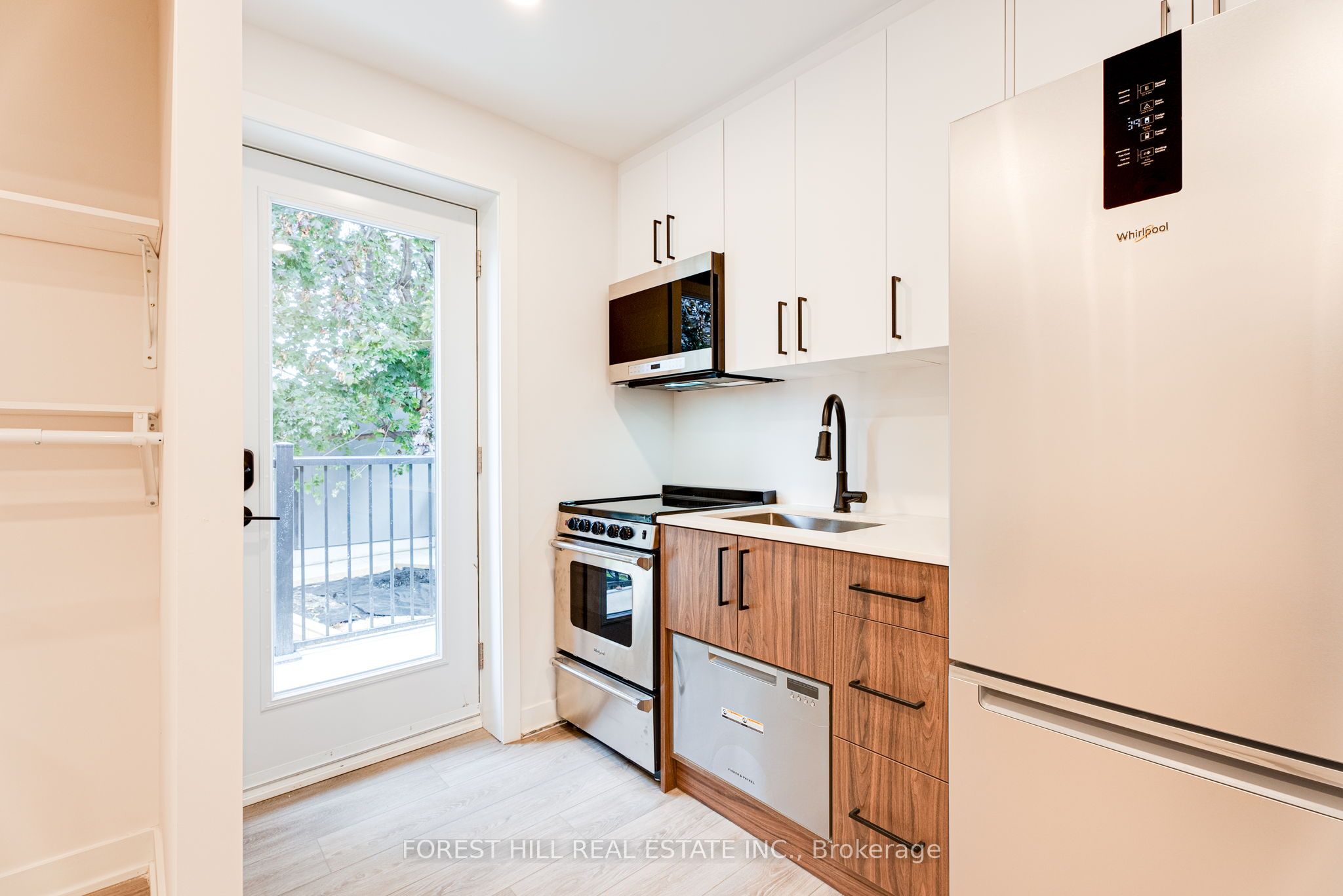 50 William Cragg Drive C, Toronto, ON M3M 1V1 photo 2