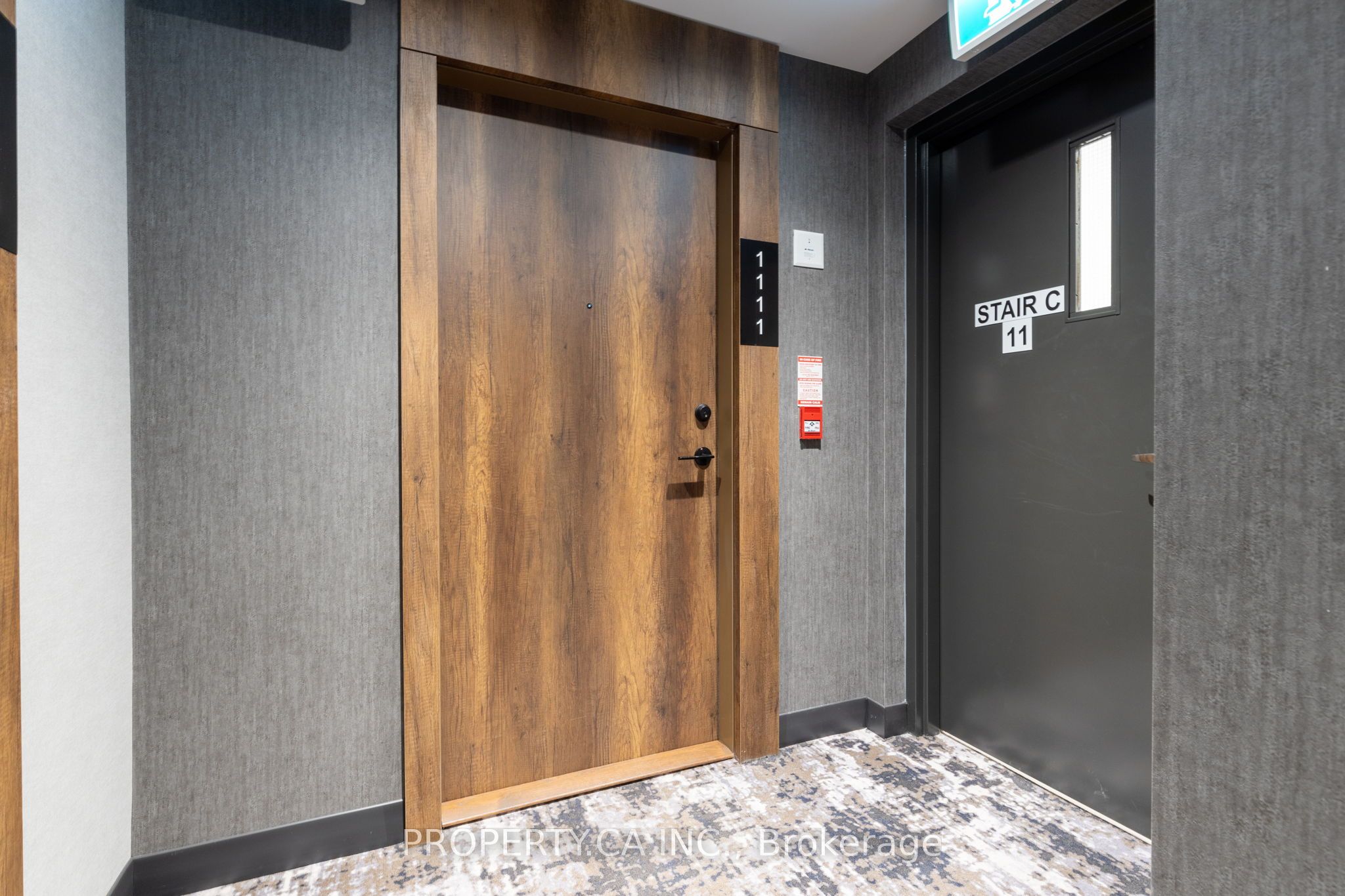 251 Manitoba Street 1111, Toronto, ON M8Y 0C7 photo 5