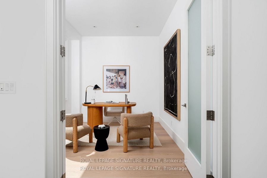 34 Edgecroft Road, Toronto, ON M8Z 2B6 photo 3