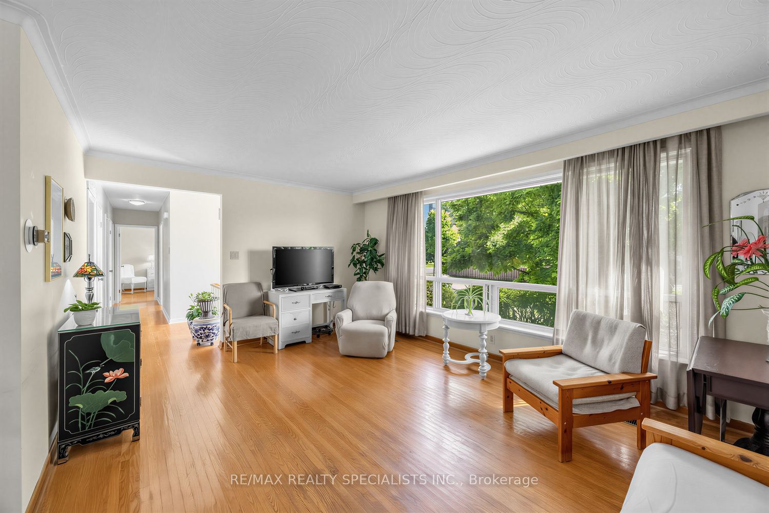 39 Castle Green Crescent, Toronto, ON M9R 1N5 photo 5