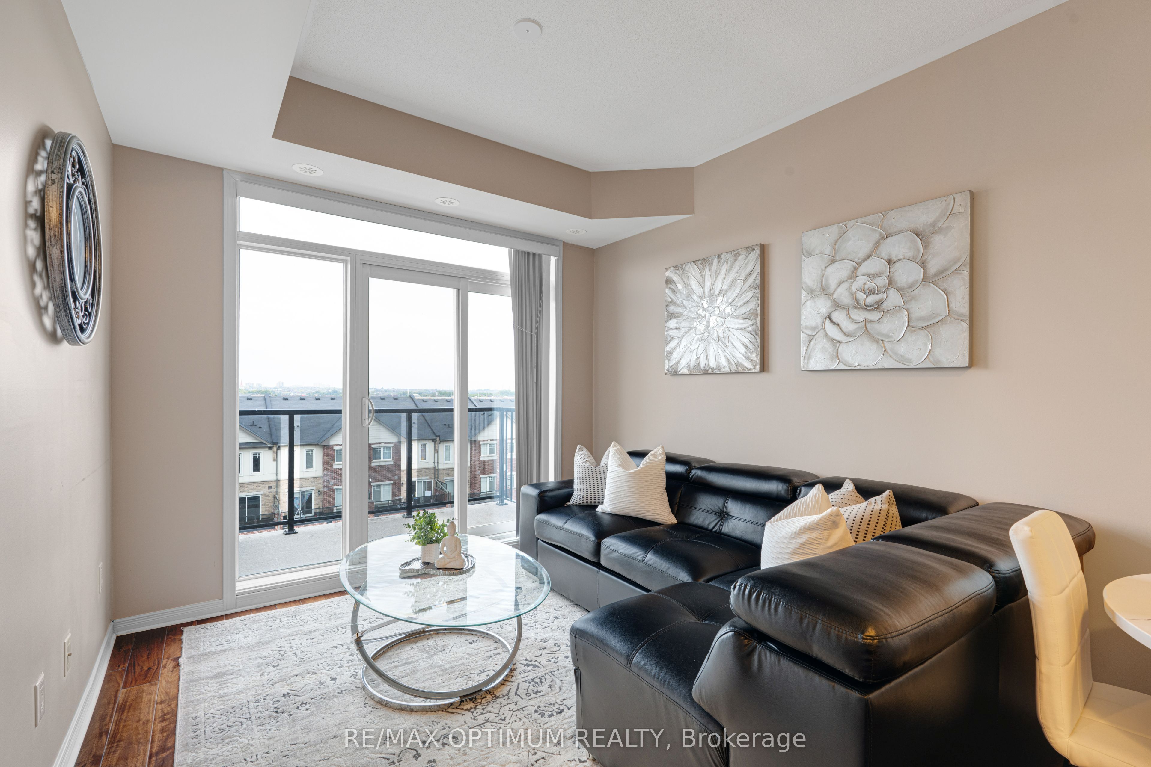 50 Sky Harbour Drive 402, Brampton, ON L6Y 6B8 photo 3