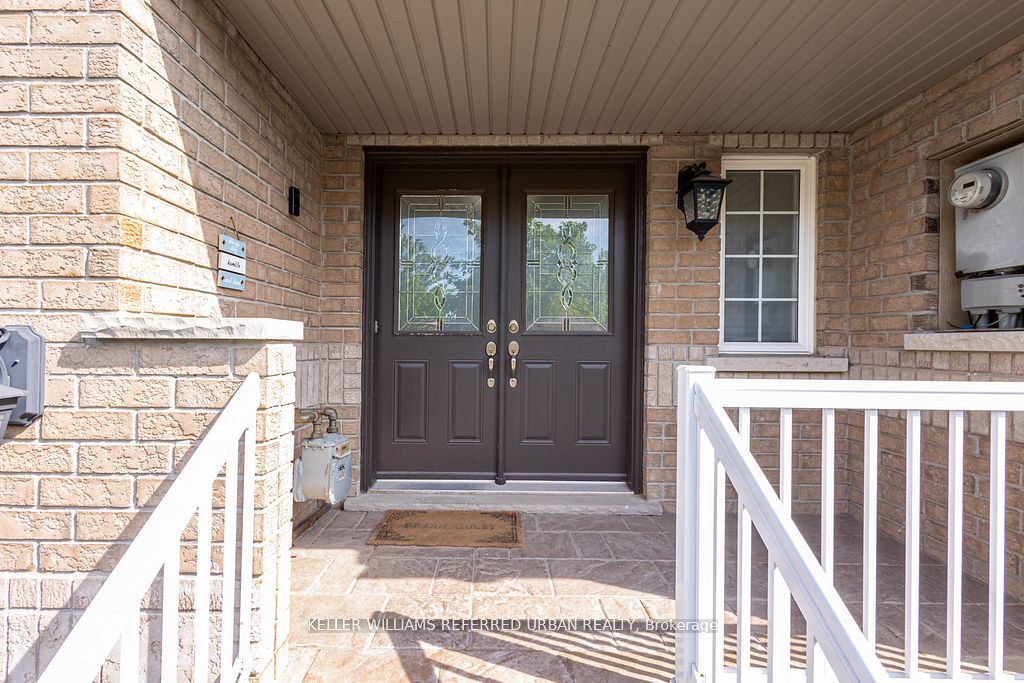 125 Niagara Trail, Halton Hills, ON L7G 0A6 photo 3