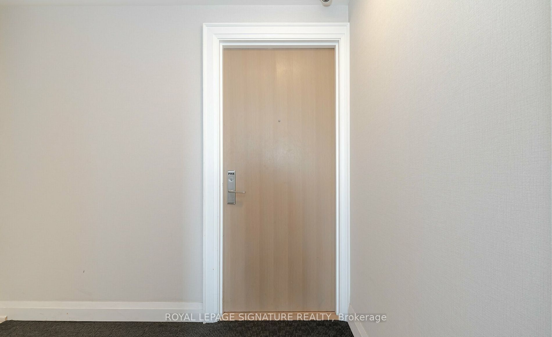 16 McAdam Avenue PH904, Toronto, ON M6A 0B9 photo 3