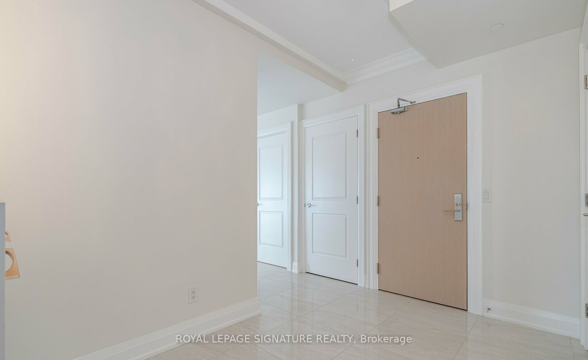 16 McAdam Avenue PH904, Toronto, ON M6A 0B9 photo 4