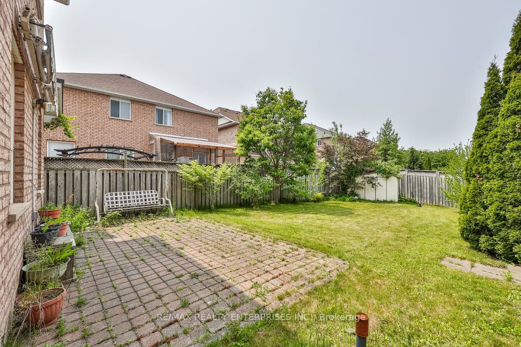 3 Jack Kenny Court, Caledon, ON L7E 2M5 photo 3