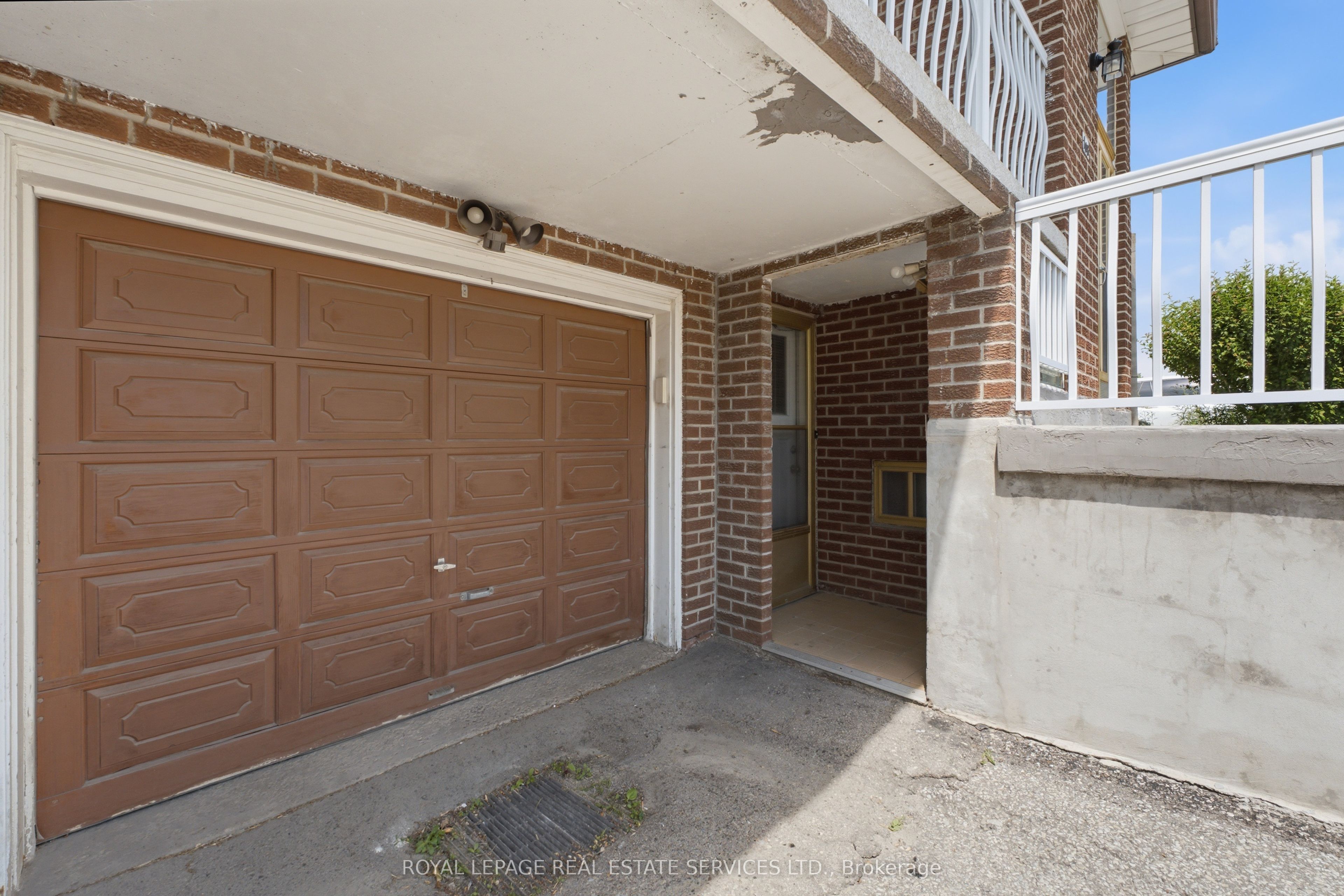 108 Anthia Drive, Toronto, ON M9L 1K8 photo 2
