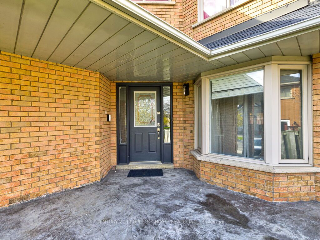 5965 River Grove Avenue, Mississauga, ON L5M 4Z8 photo 3