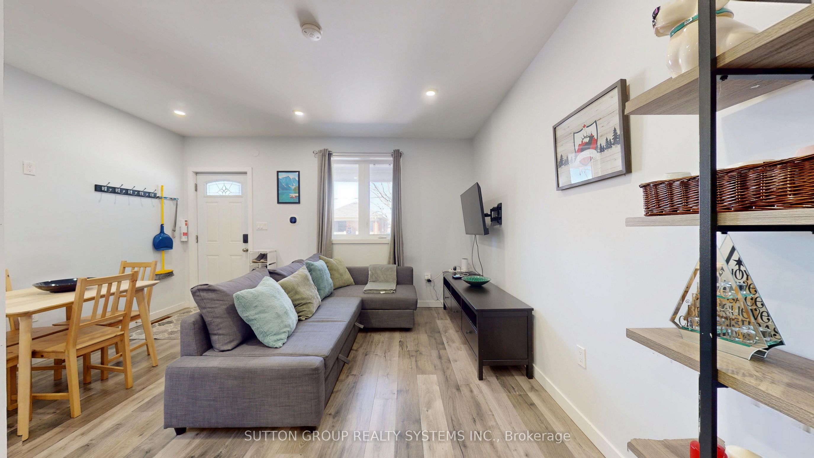 50 Brownville Avenue, Toronto, ON M4N 4L3 photo 2