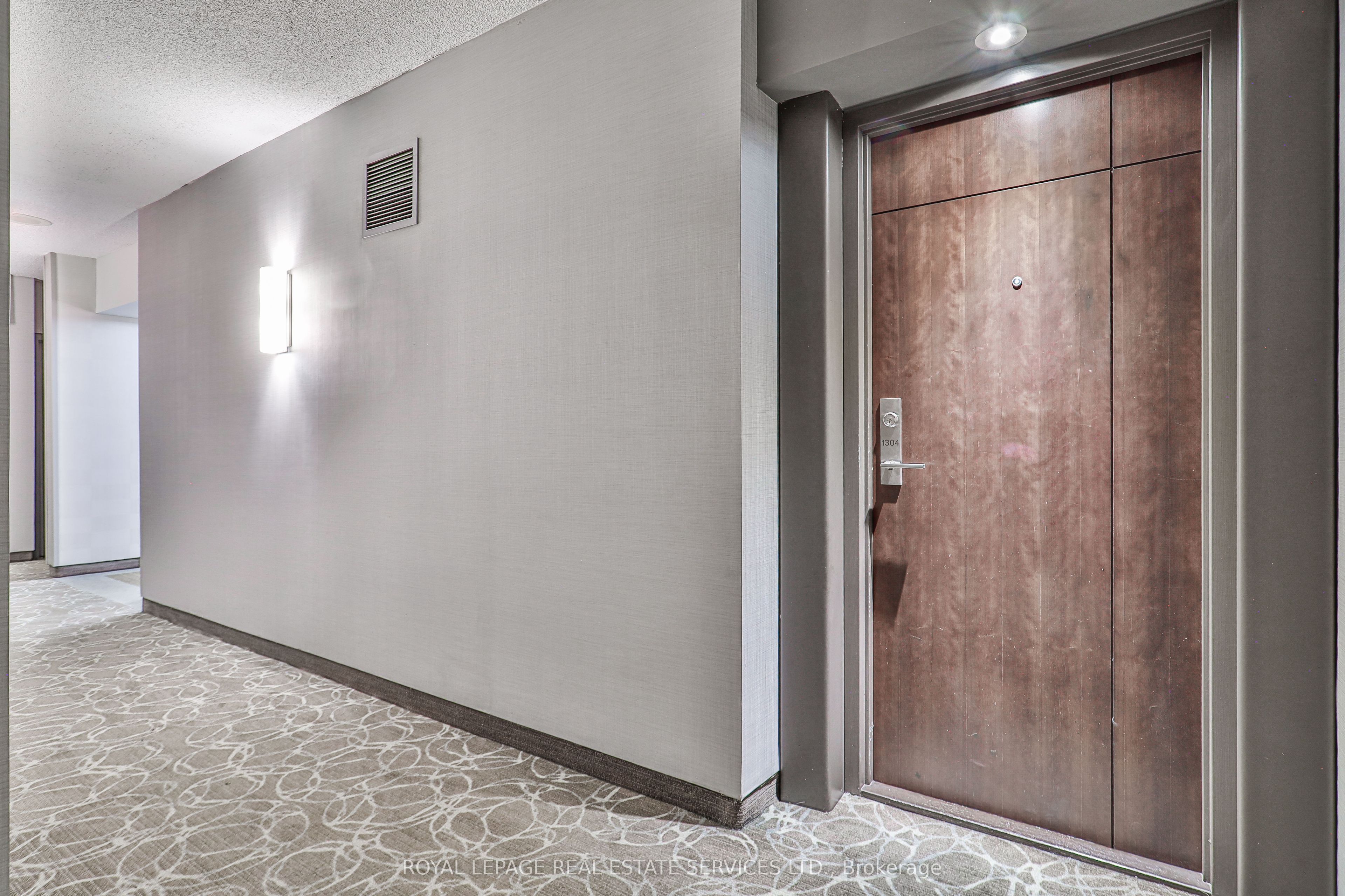 2267 Lake Shore Boulevard W 1304, Toronto, ON M8V 3X2 photo 4