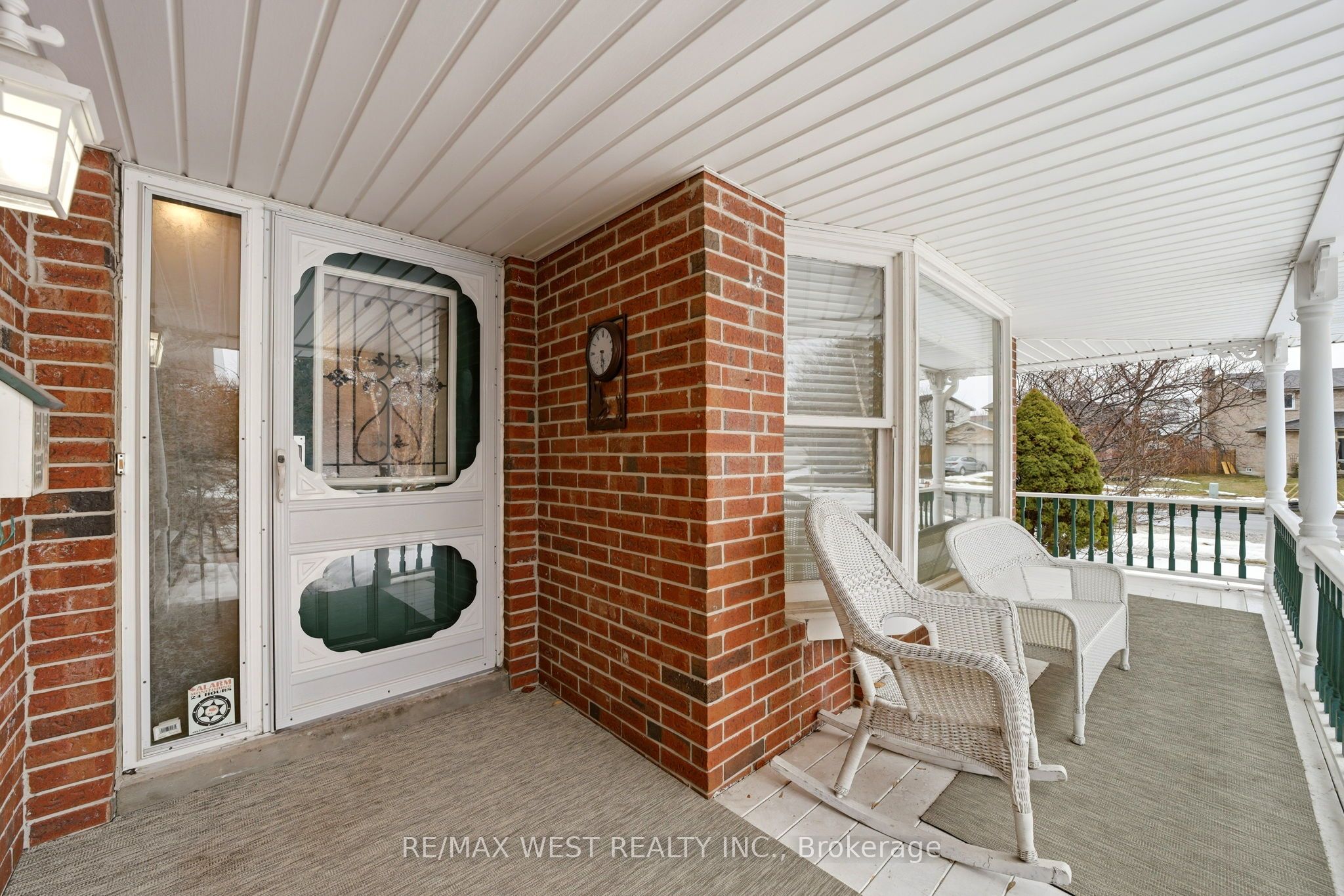 690 Robertson Crescent, Milton, ON L9T 4V5 photo 4