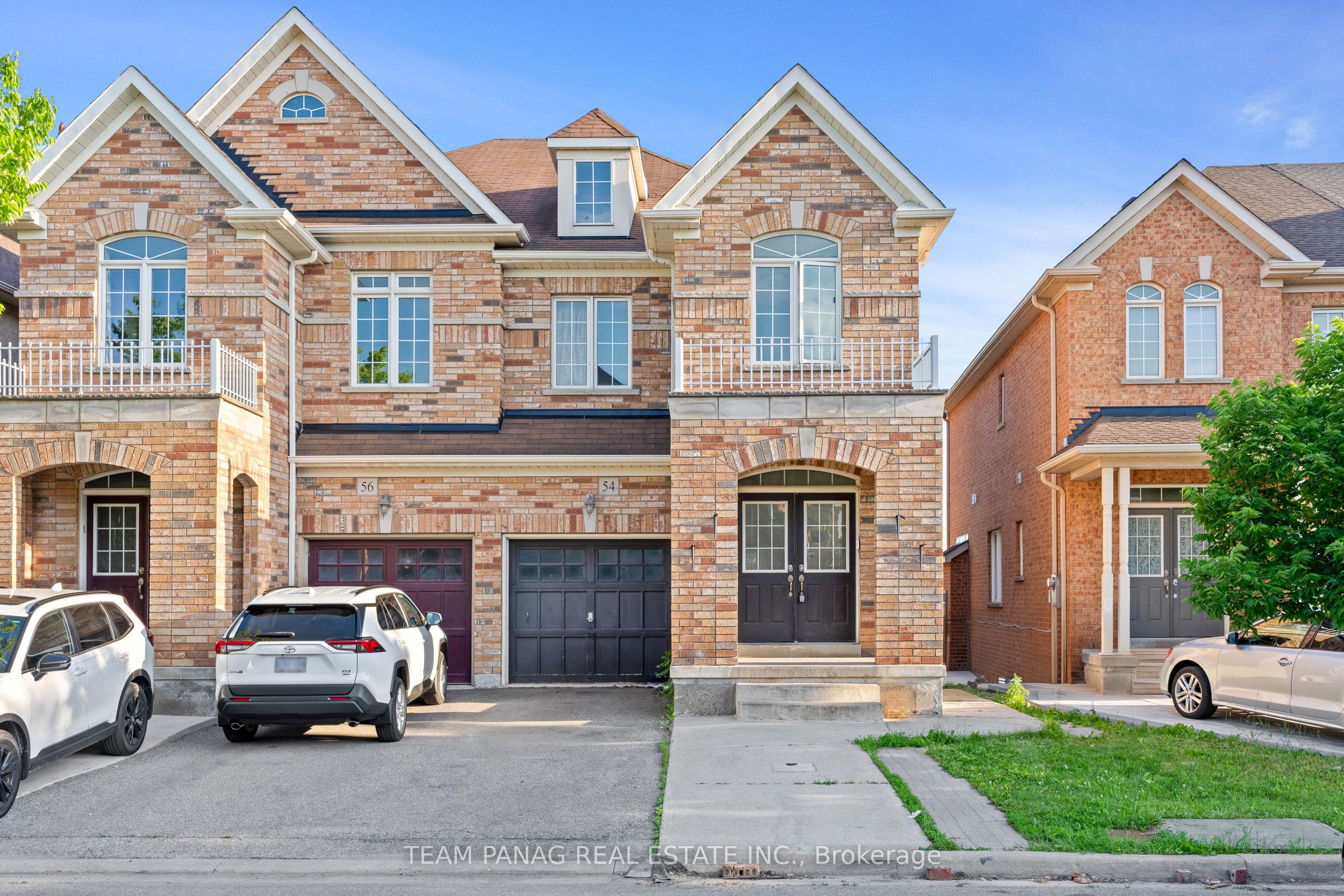 54 Clearfield Drive, Brampton, ON L6P 3J5
