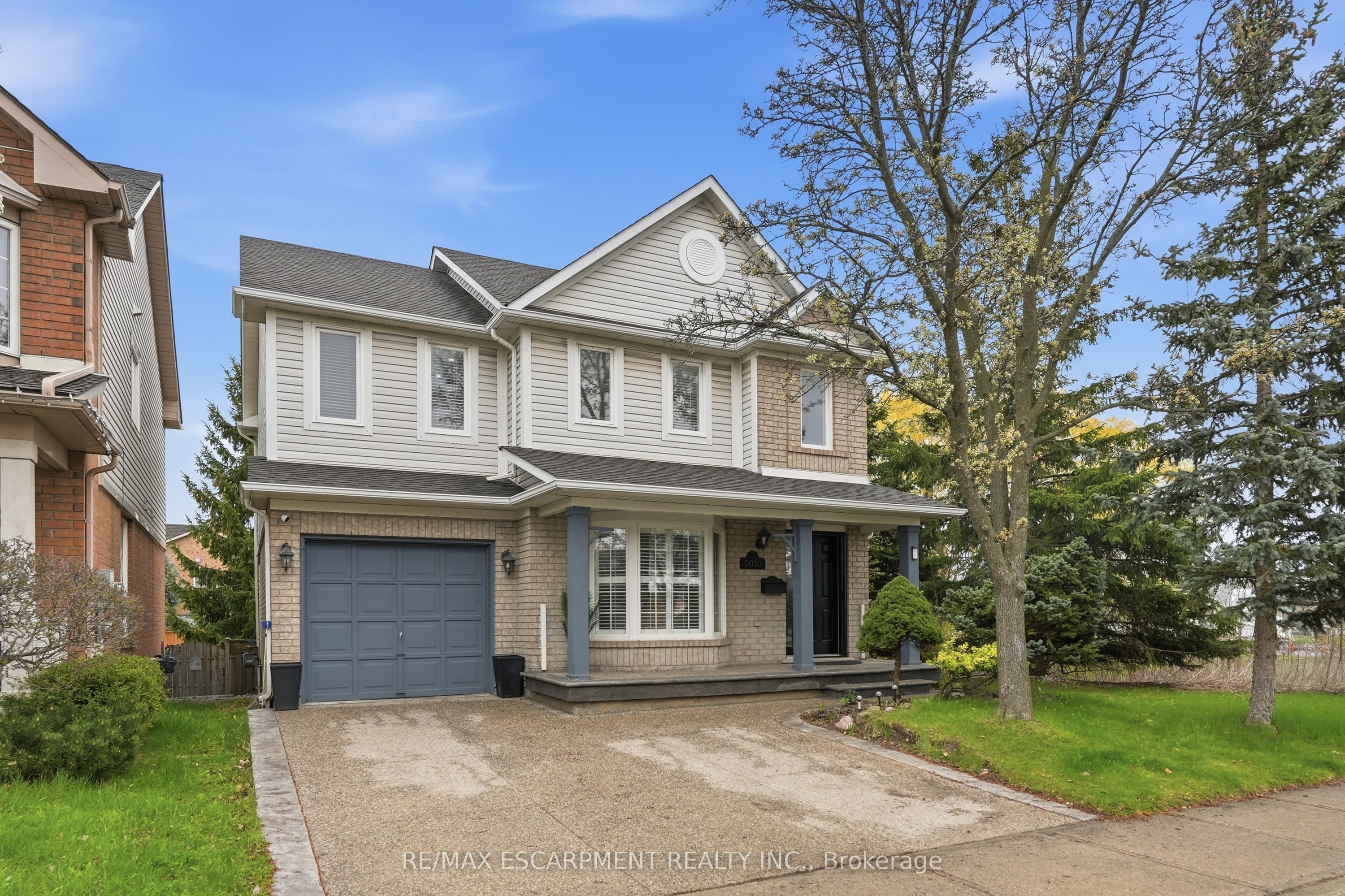 5010 Bunton Crescent, Burlington, ON L7L 6H2 photo 2