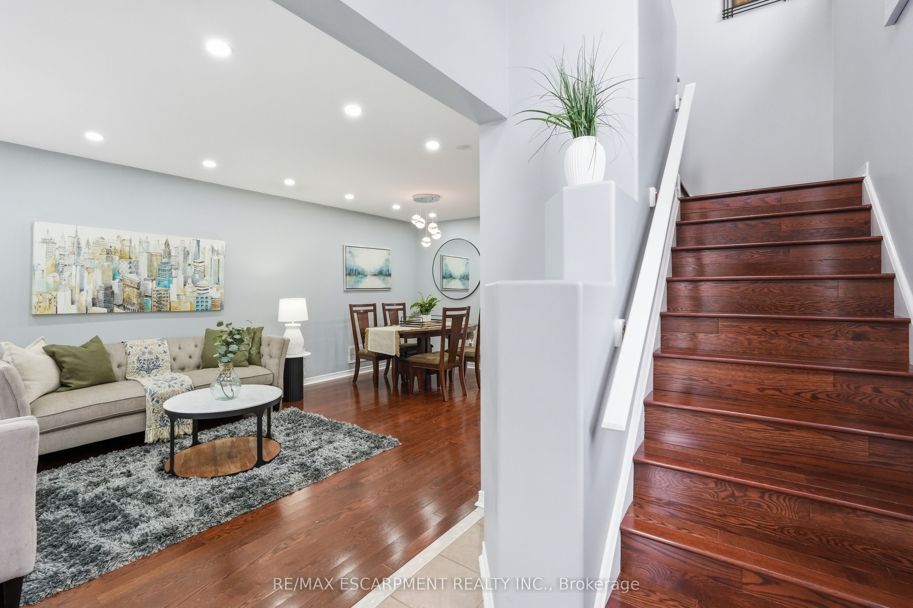 5010 Bunton Crescent, Burlington, ON L7L 6H2 photo 5
