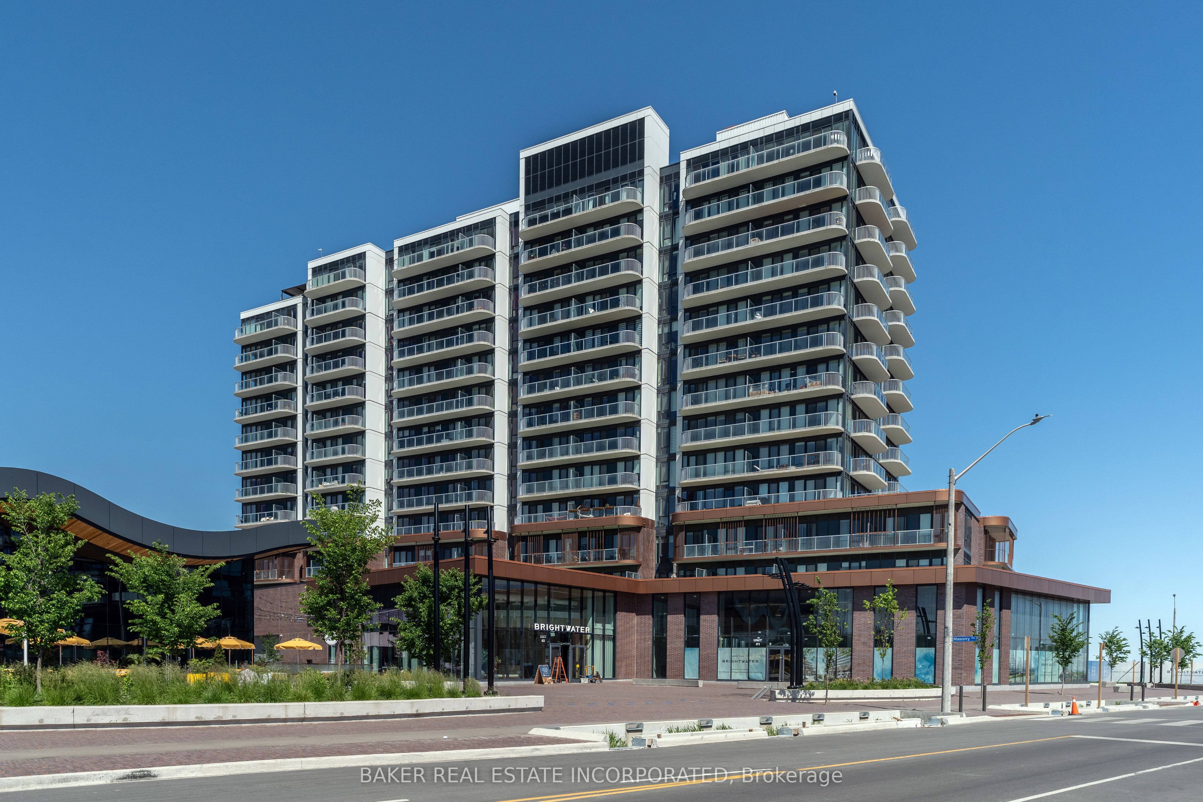220 Missinnihe Way 717, Mississauga, ON L5H 0A9