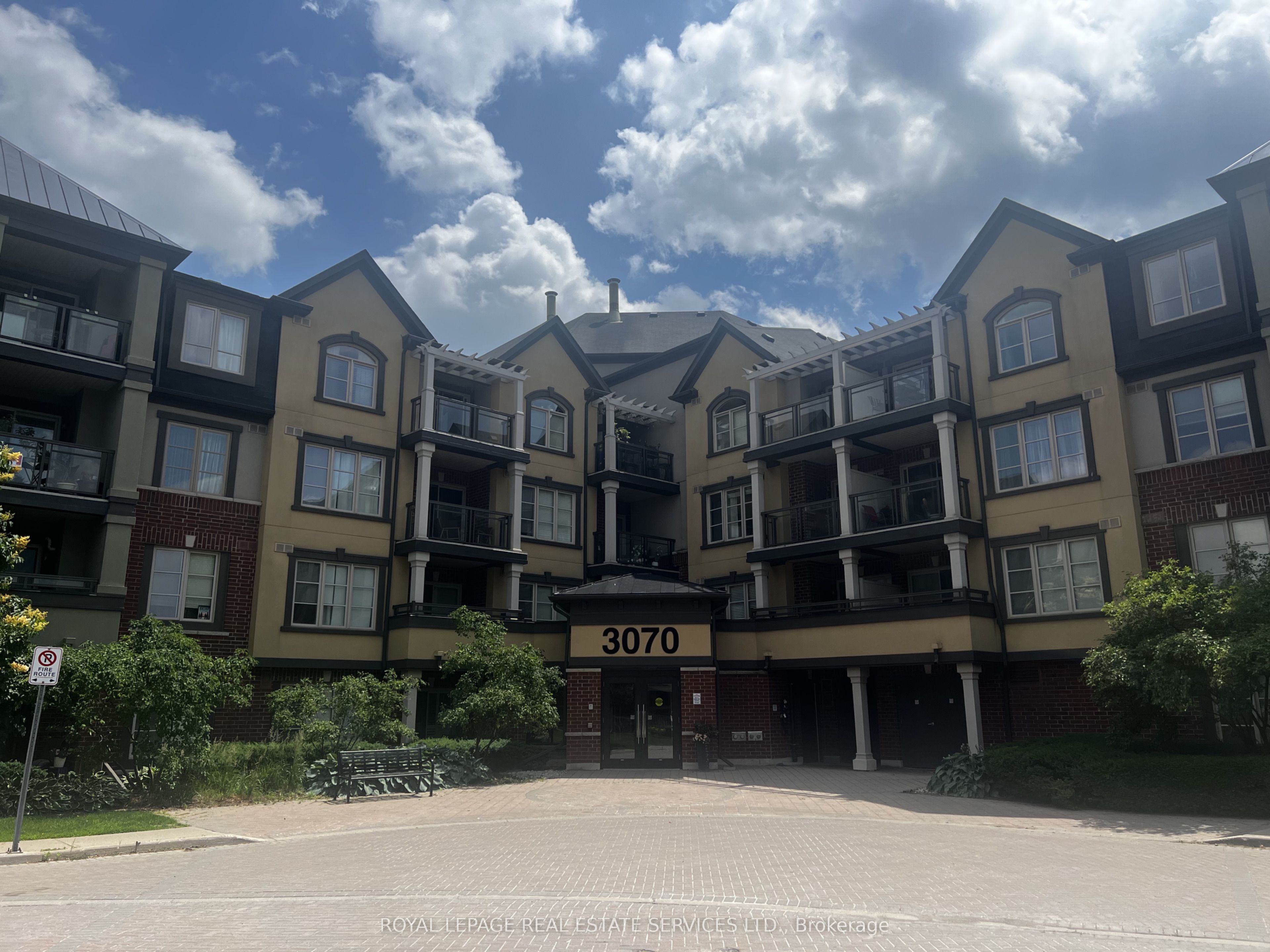 3070 Rotary Way 406, Burlington, ON L7M 0G9