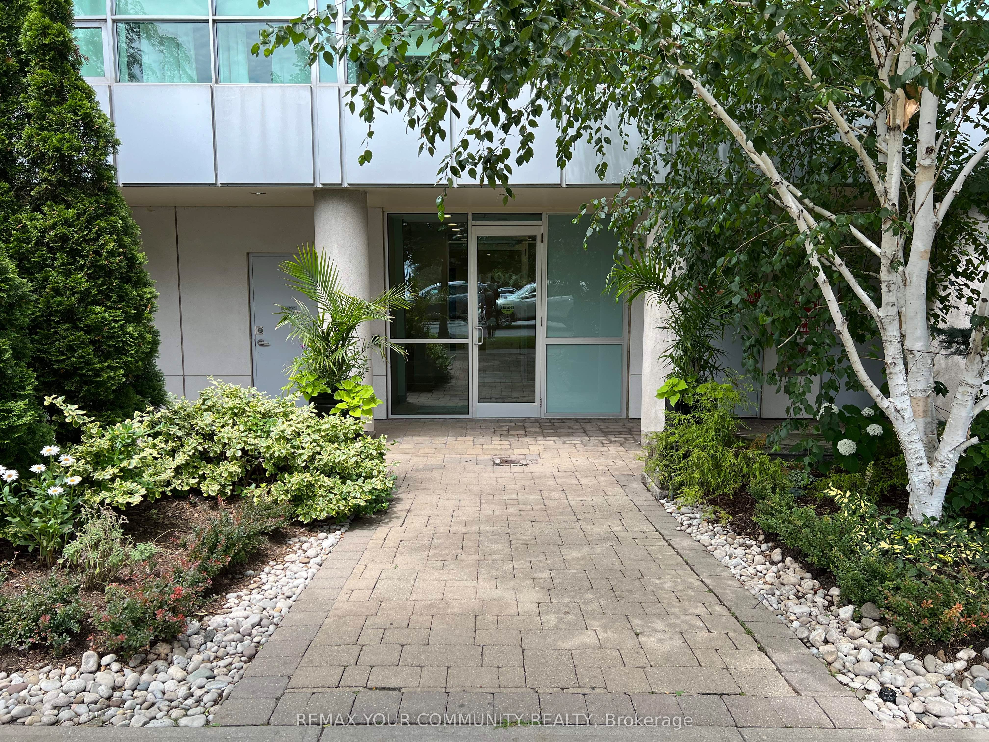 1900 Lake Shore Boulevard W 1409, Toronto, ON M6S 1A4 photo 3