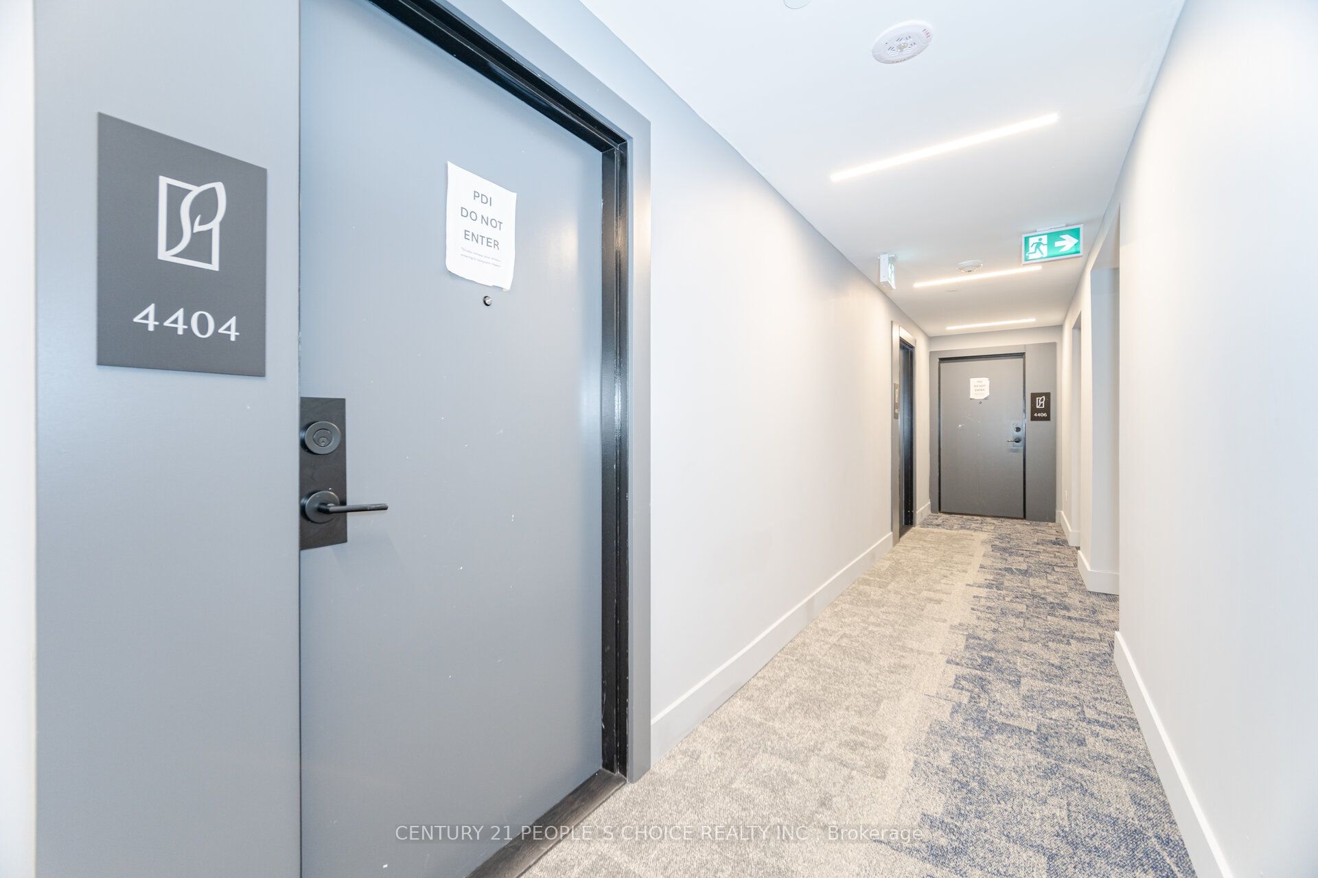 430 Square One Drive 4404, Mississauga, ON L5B 0L6 photo 4