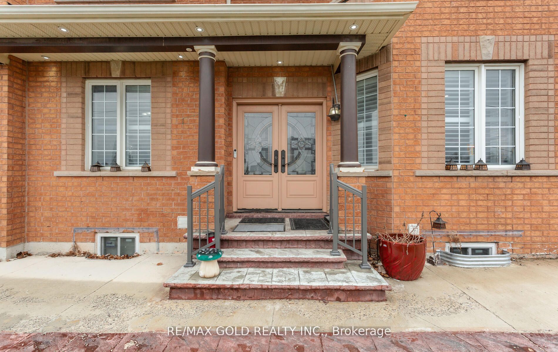 1090 Trudeau Drive, Milton, ON L9T 0A3 photo 4