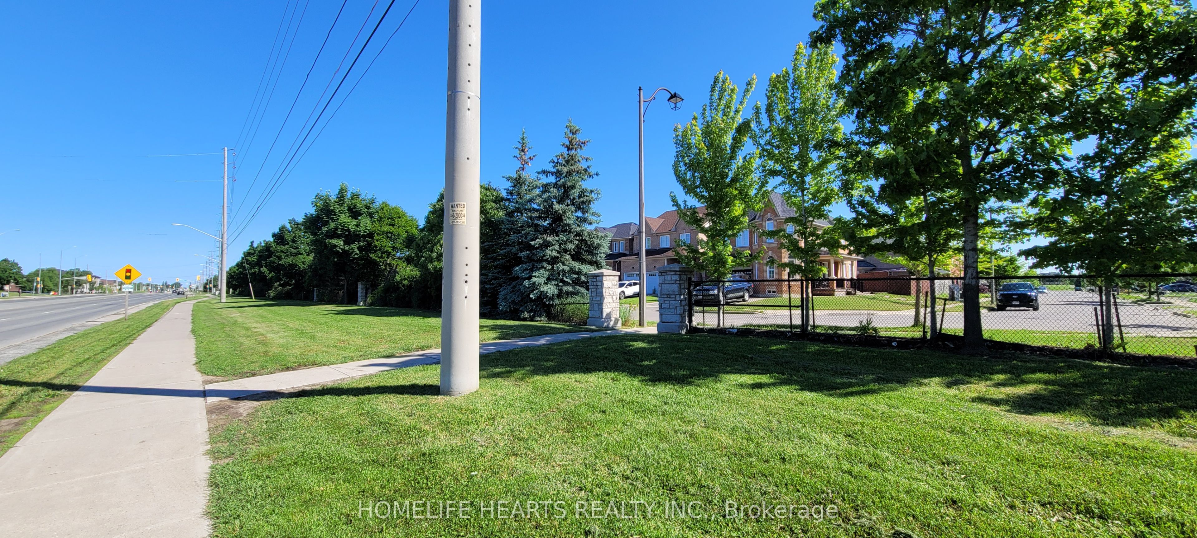 43 Turquoise Crescent, Brampton, ON L6P 2R3