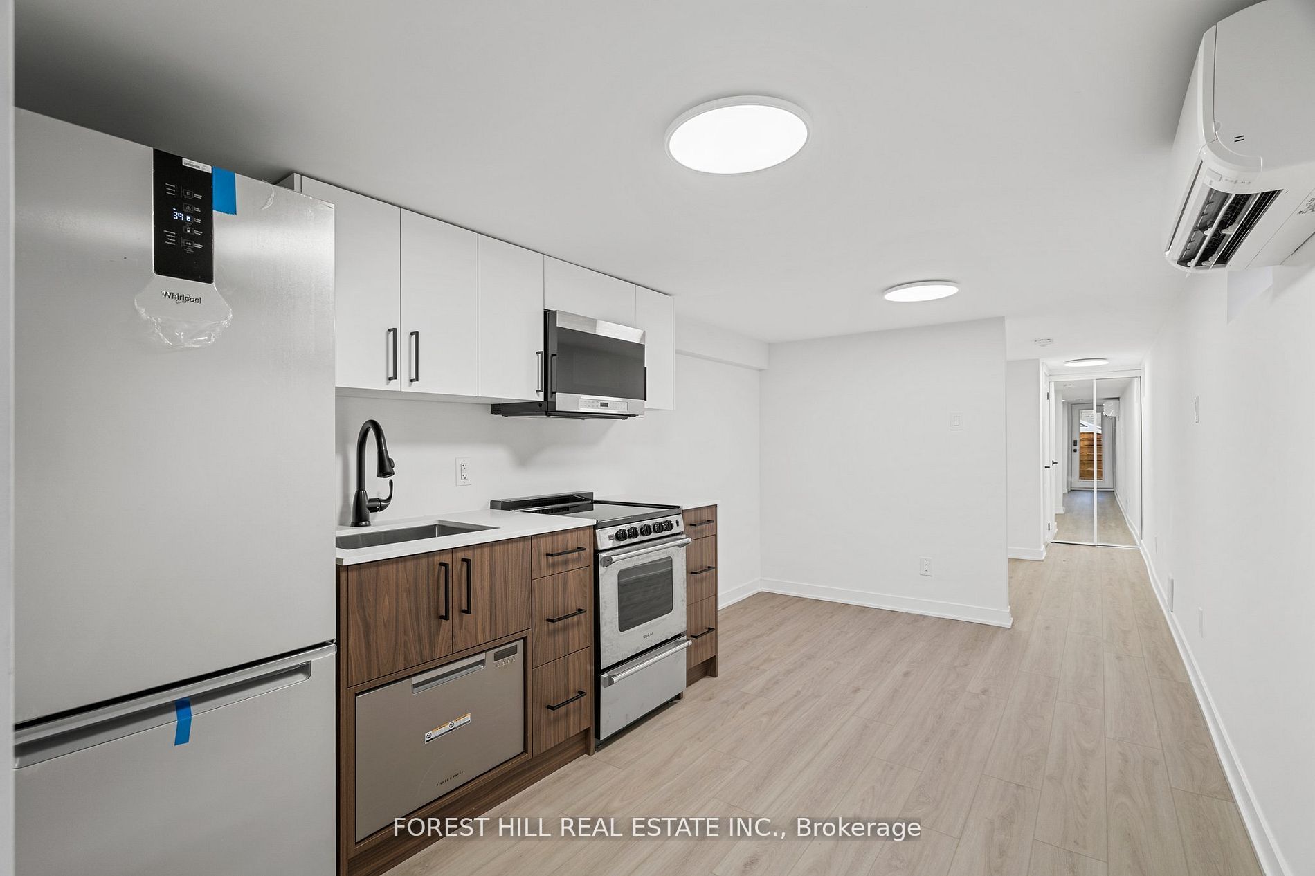 69 Claybrooke Street D, Toronto, ON M6M 3P8 photo 5