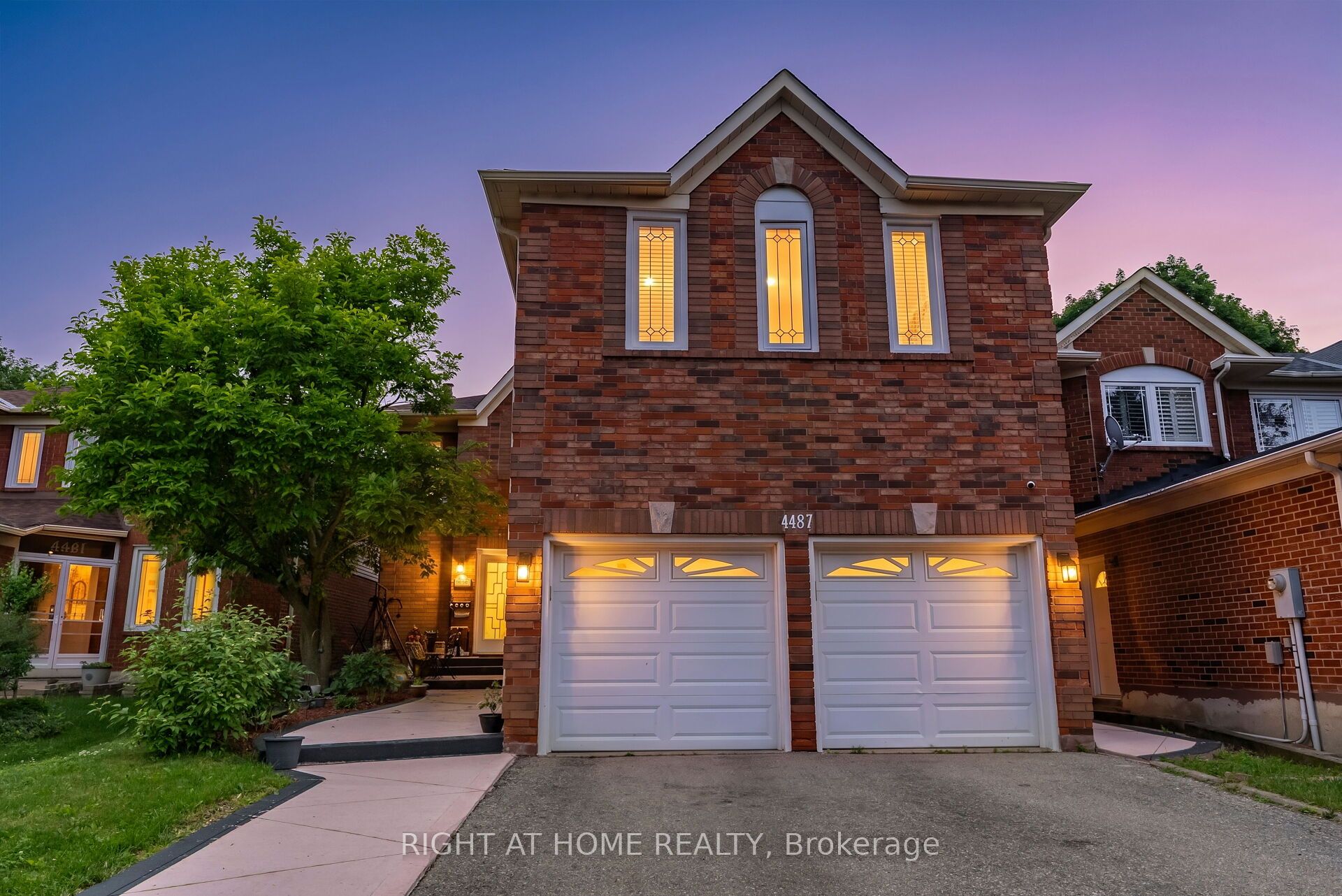 4487 Inchbury Road, Mississauga, ON L5M 4J8