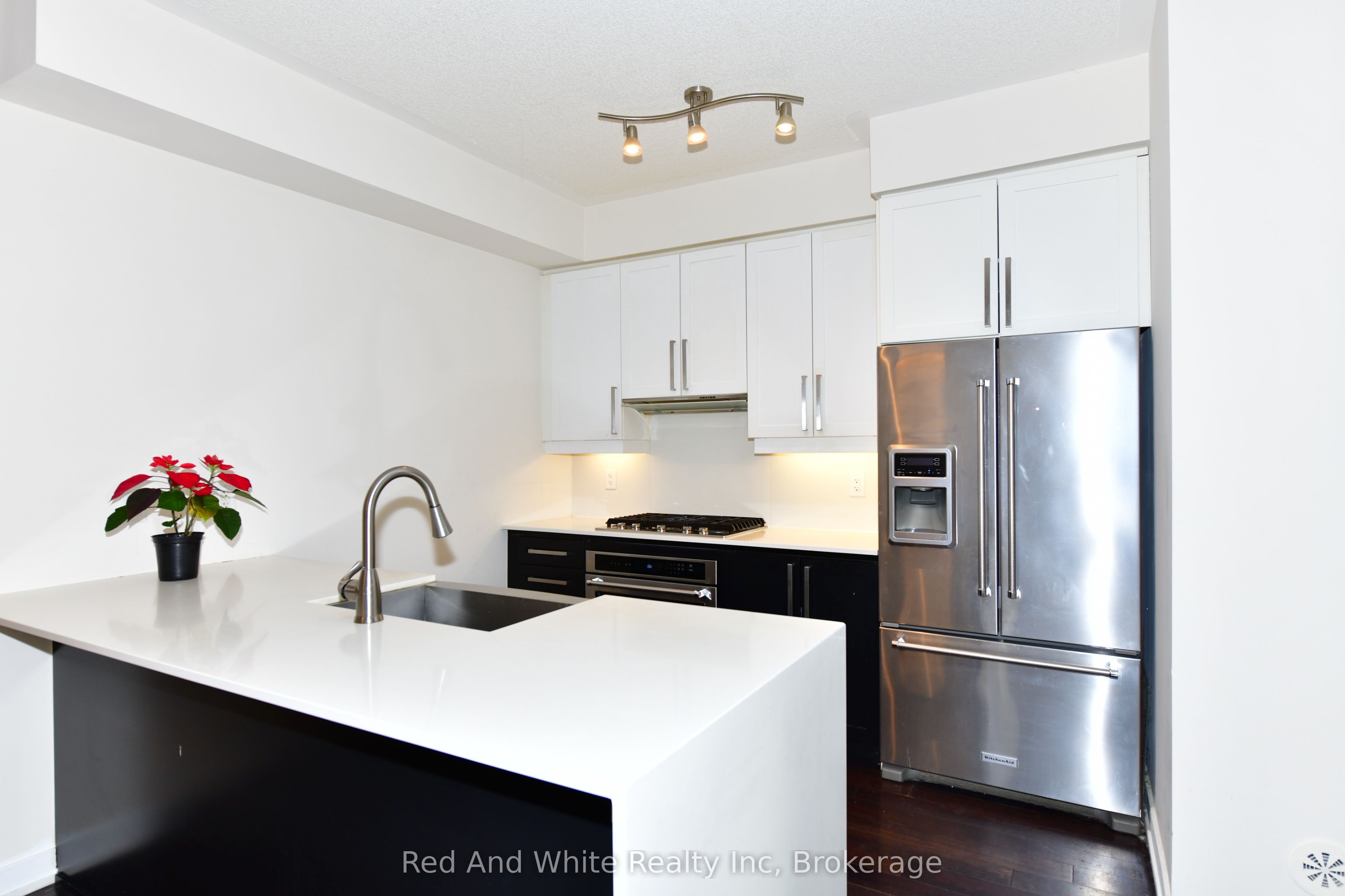 4080 Parkside Village Drive 3, Mississauga, ON L5B 0K2 photo 5
