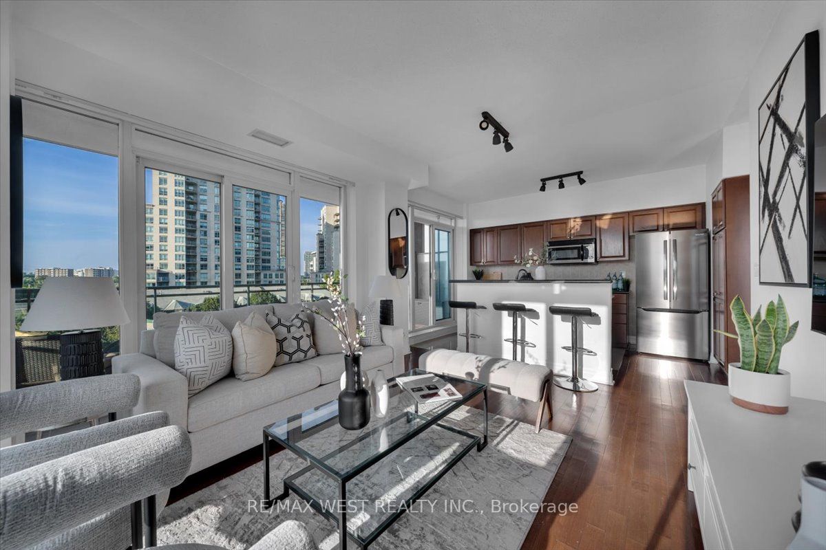 2119 Lake Shore Boulevard W 604, Toronto, ON M8V 4E8 photo 3