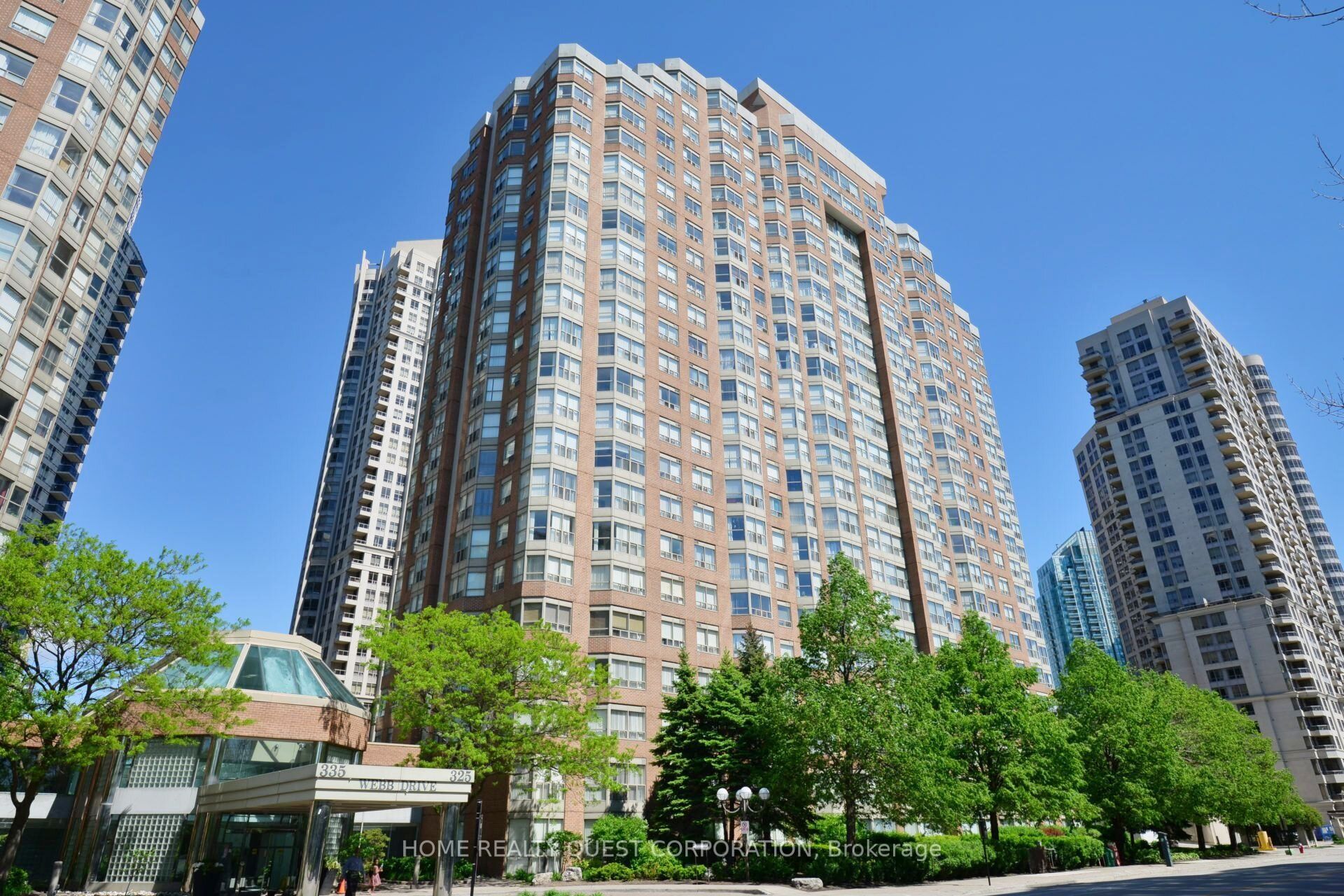 325 Webb Drive 1402, Mississauga, ON L5B 3Z9