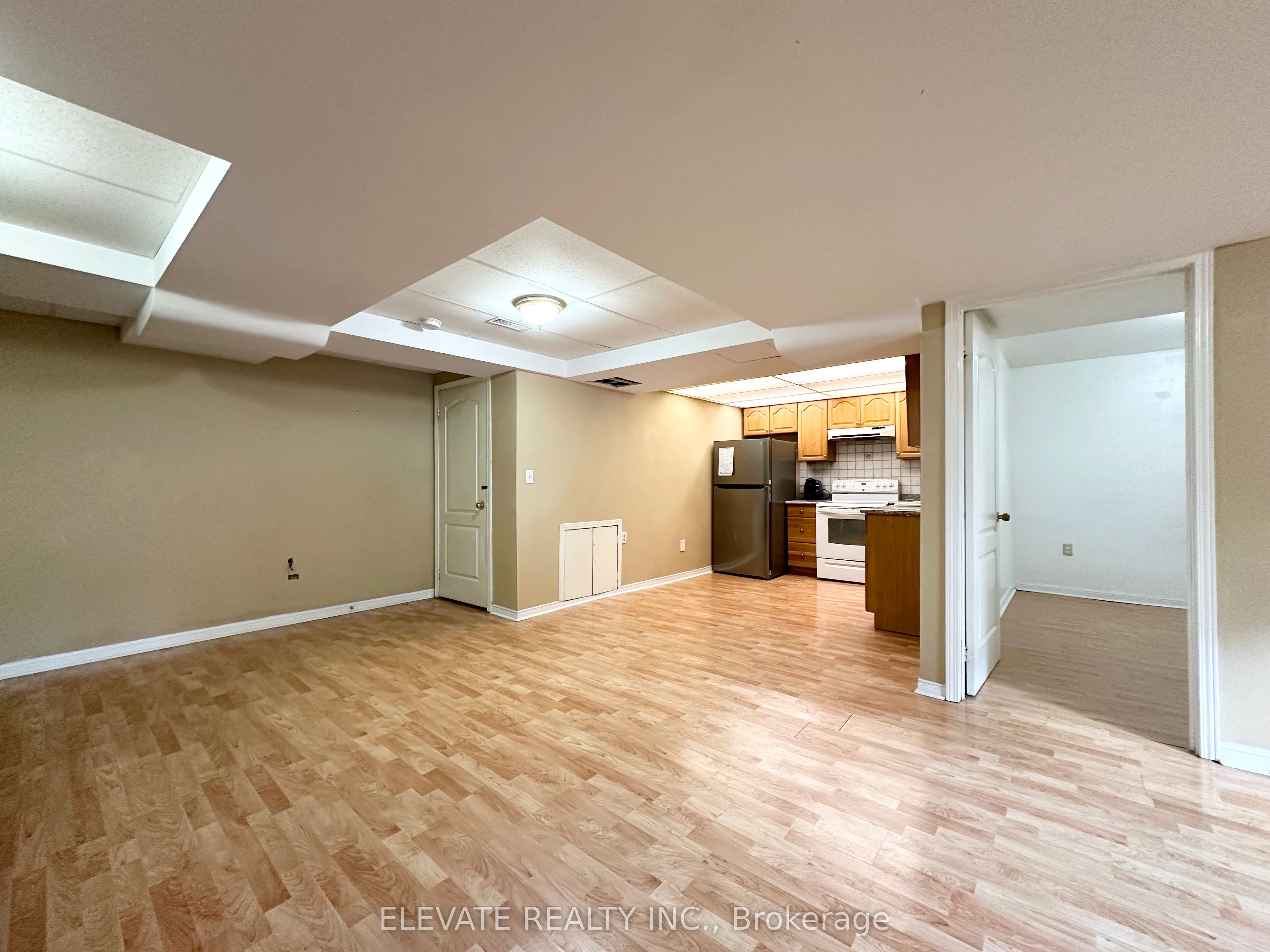 336 Edenbrook Hill Drive Basement, Brampton, ON L7A 2K9 photo 5