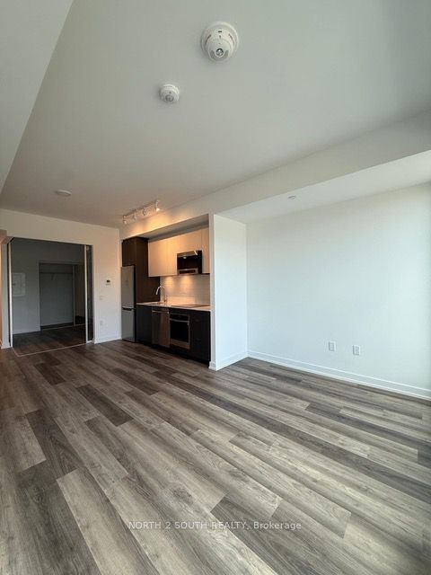 6 Chartwell Road 323, Toronto, ON M8Z 0H2 photo 3