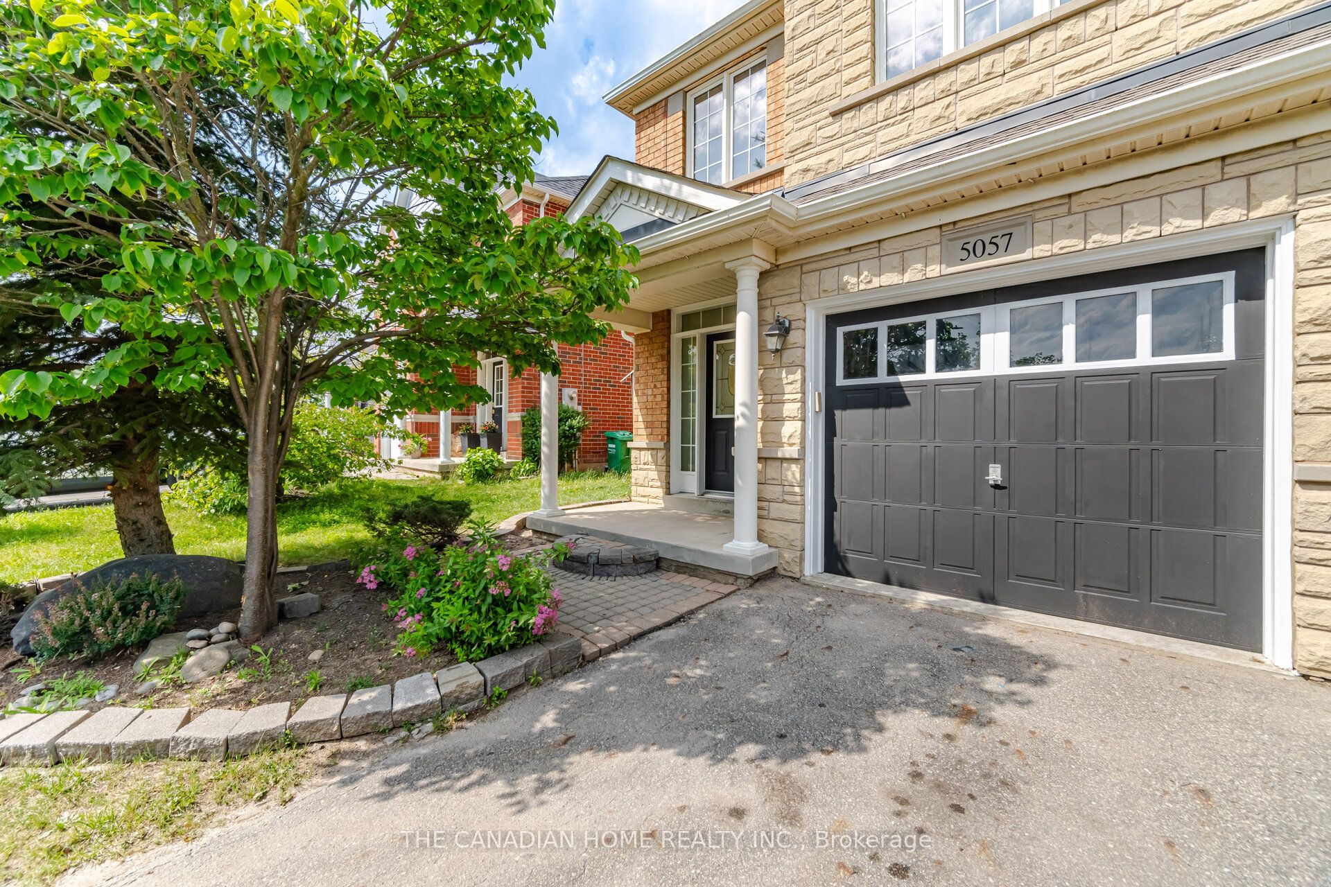 5057 Churchill Meadows Boulevard, Mississauga, ON L5M 7Z8 photo 5