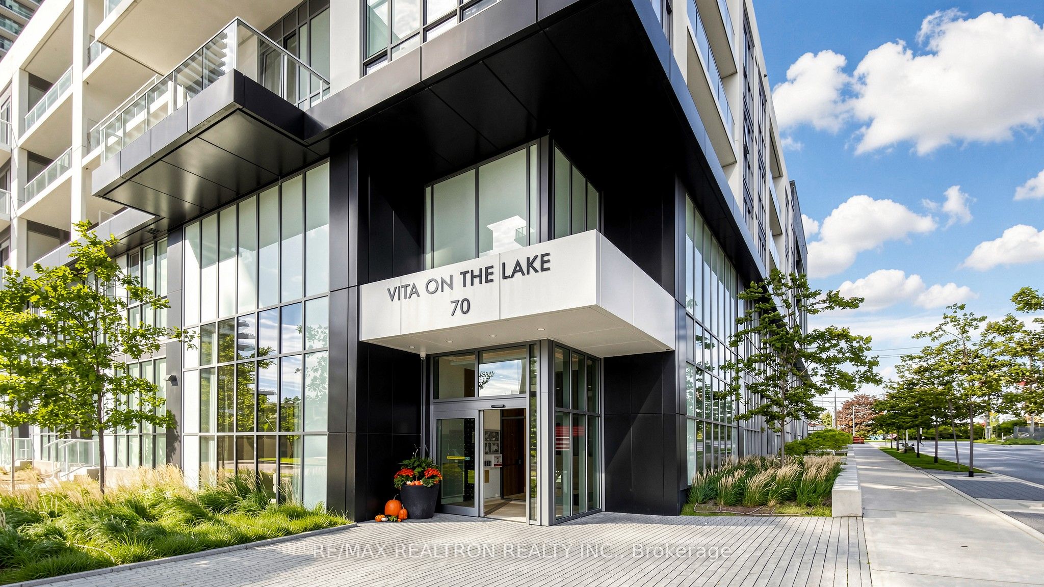 70 Annie Craig Drive 4109, Toronto, ON M8V 0G2 photo 3
