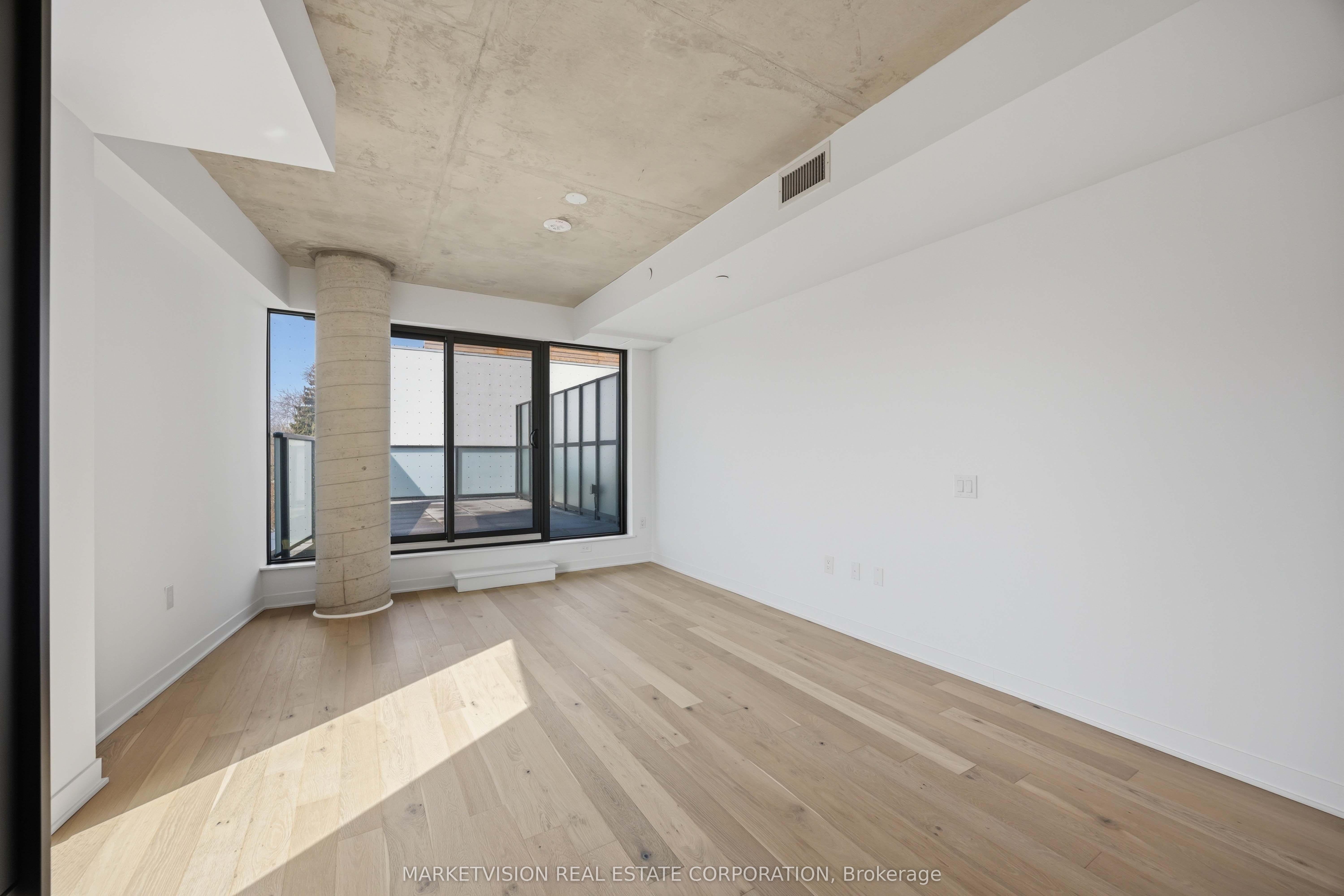 2625 Dundas Street W 317, Toronto, ON M6P 0C5 photo 5
