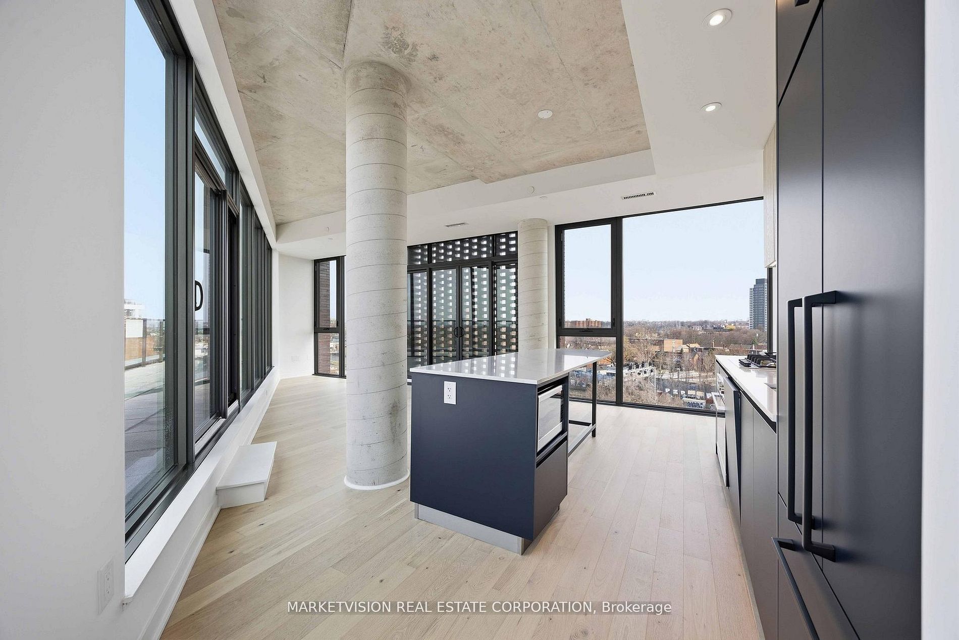 2625 Dundas Street W 802, Toronto, ON M6P 0C5 photo 3