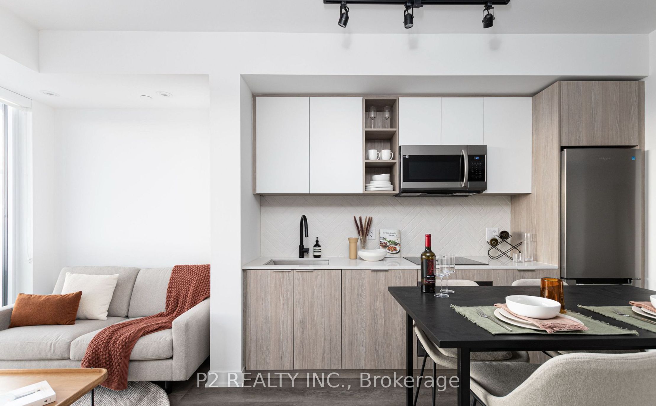 36 Zorra Street 3401, Toronto, ON M8Z 0G5 photo 4