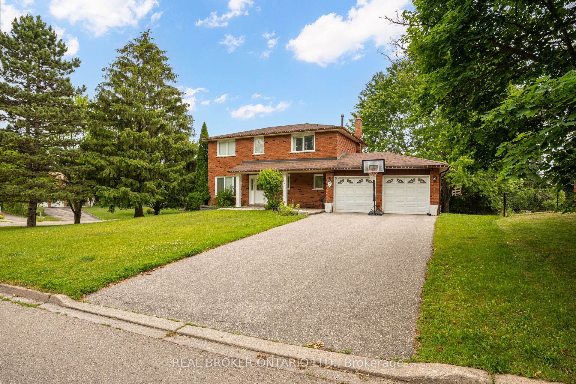 53 Marilyn Street, Caledon, ON L7C 1H5