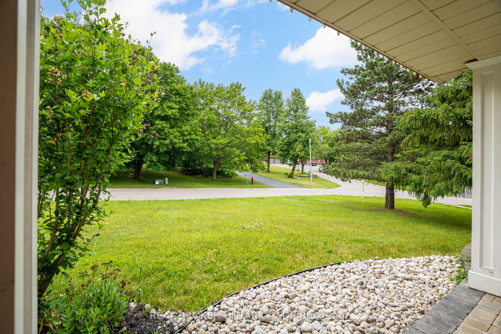 53 Marilyn Street, Caledon, ON L7C 1H5 photo 5
