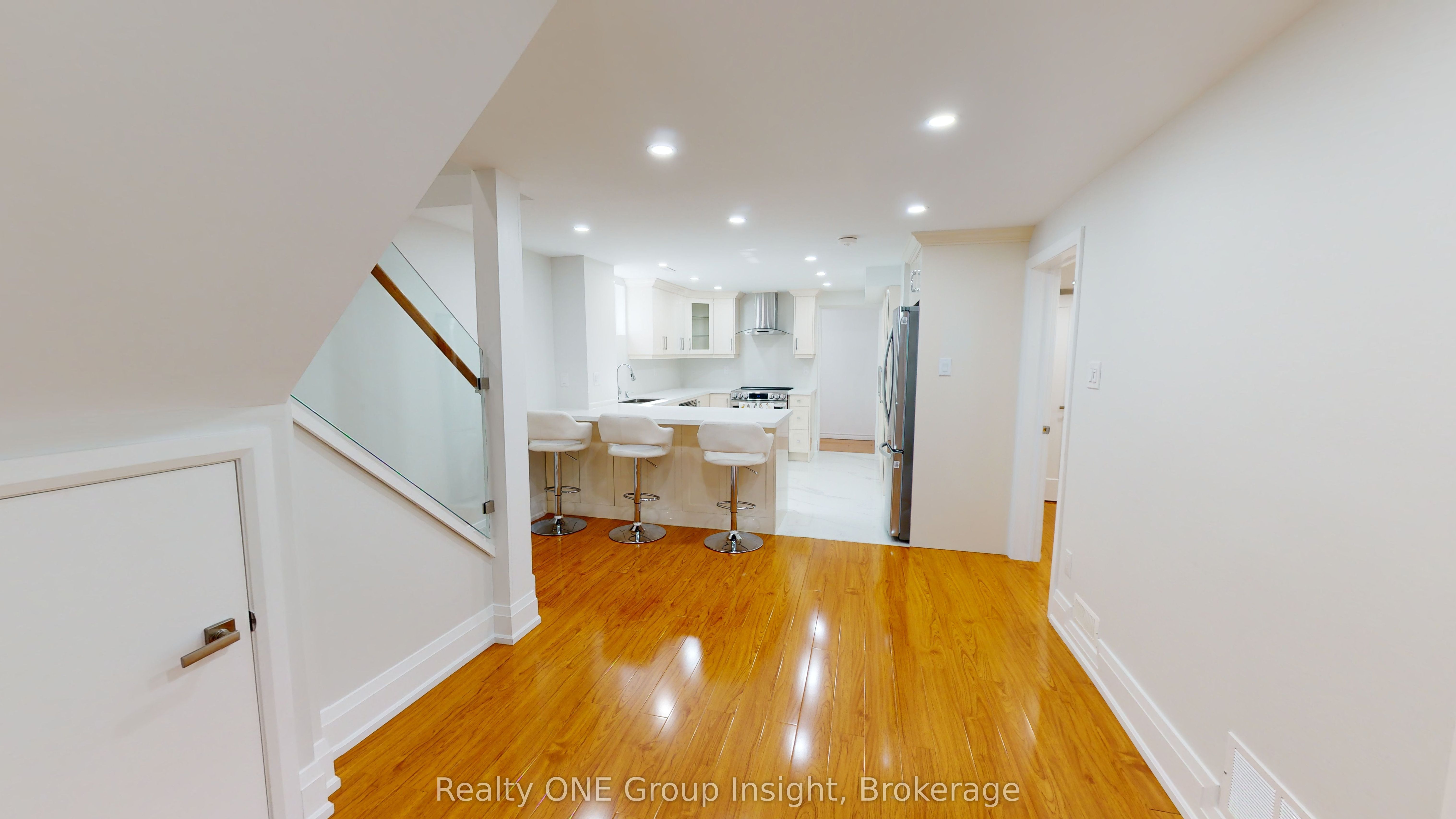 53 Princeton Terrace (Lower), Brampton, ON L6S 3S4 photo 4