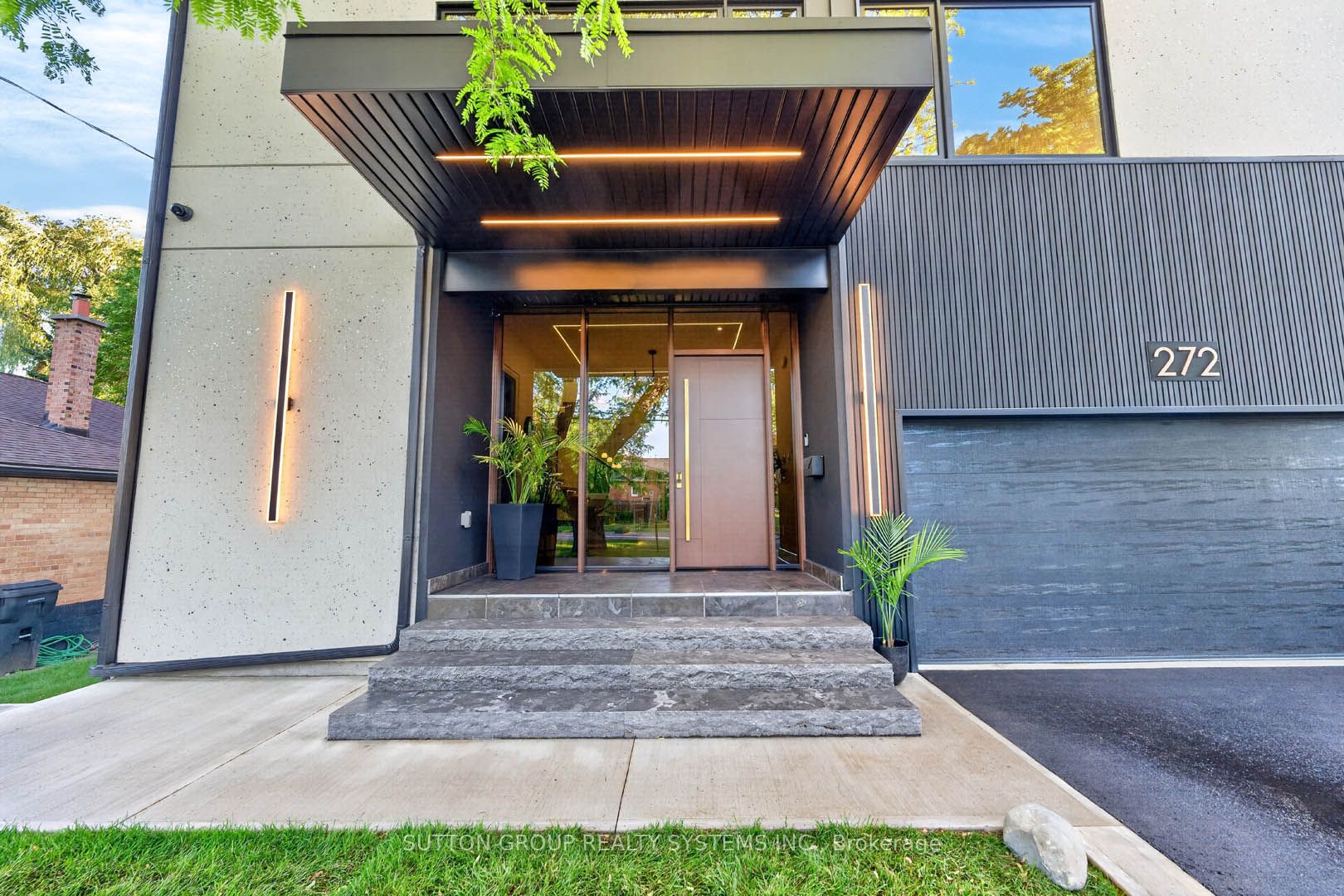 272 Renforth Drive, Toronto, ON M9C 2K9 photo 3