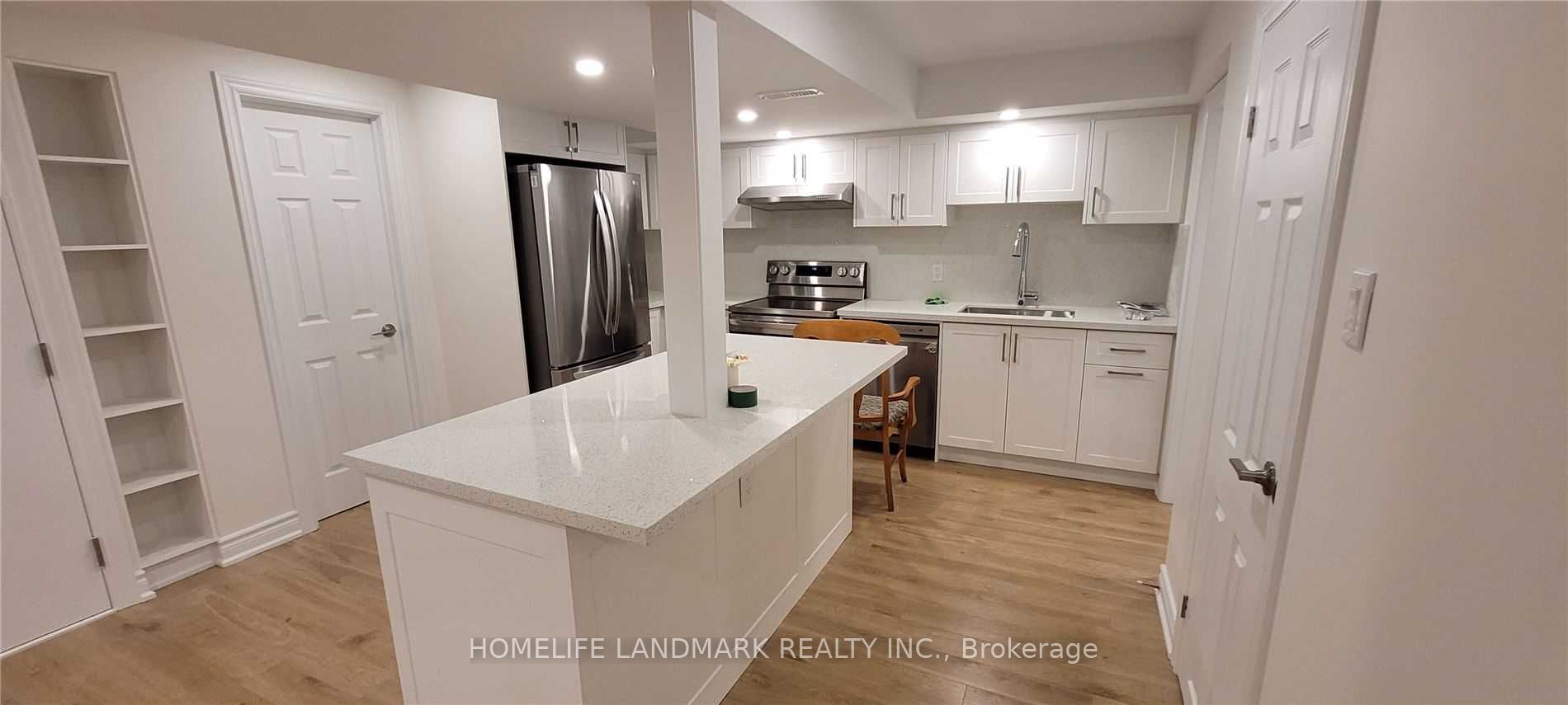2564 Comet Court, Mississauga, ON L5K 2R4 photo 5