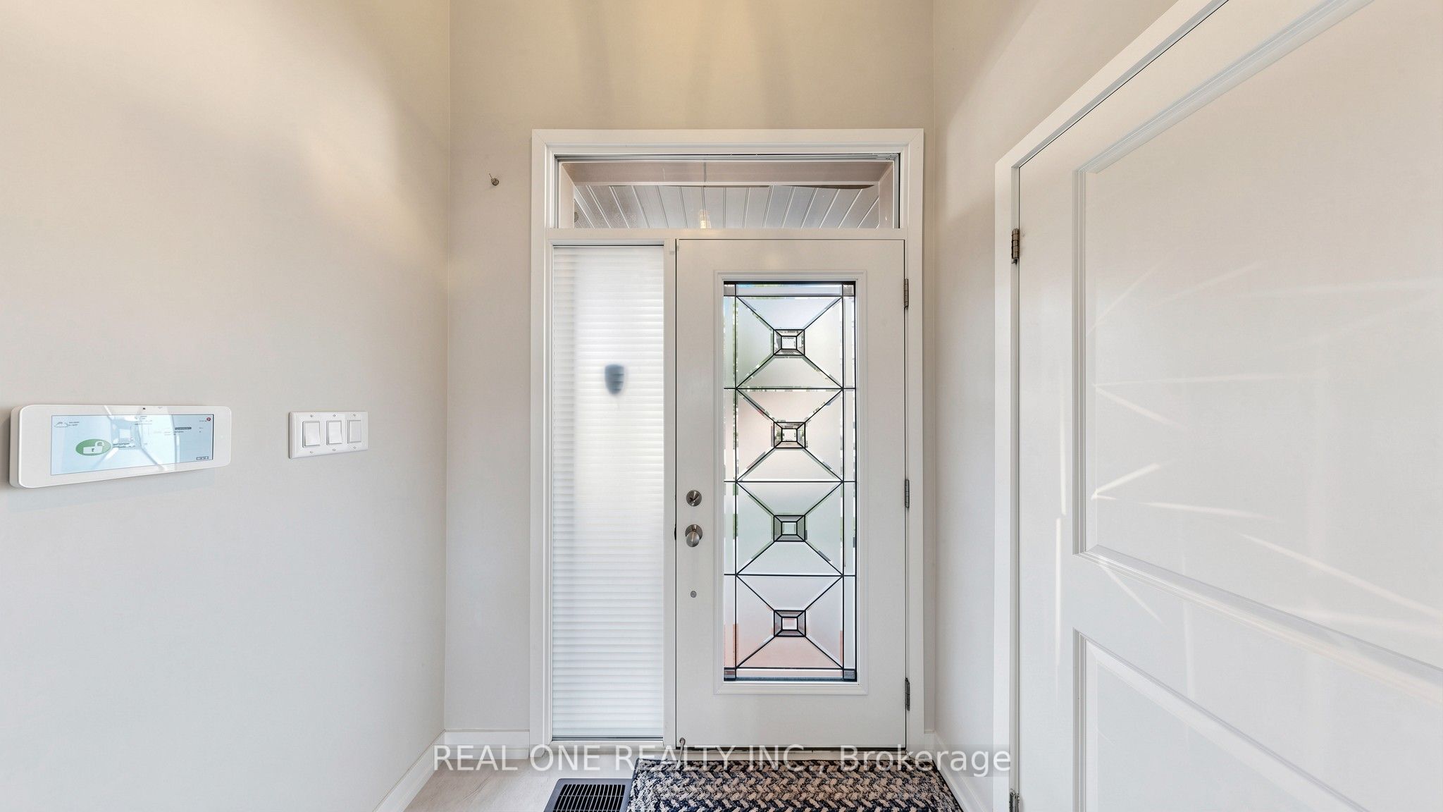 3151 Mintwood Circle, Oakville, ON L6H 0N9 photo 3