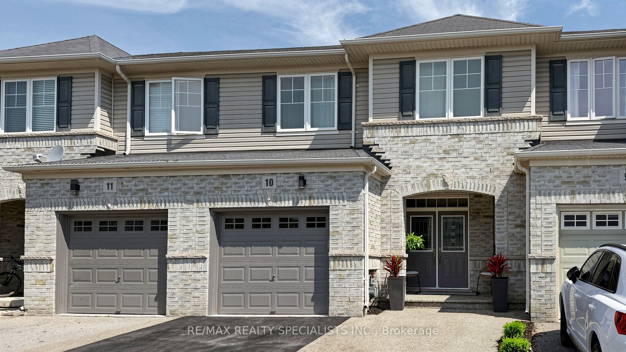 3275 Stalybridge Drive 10, Oakville, ON L6M 0L2 photo 2