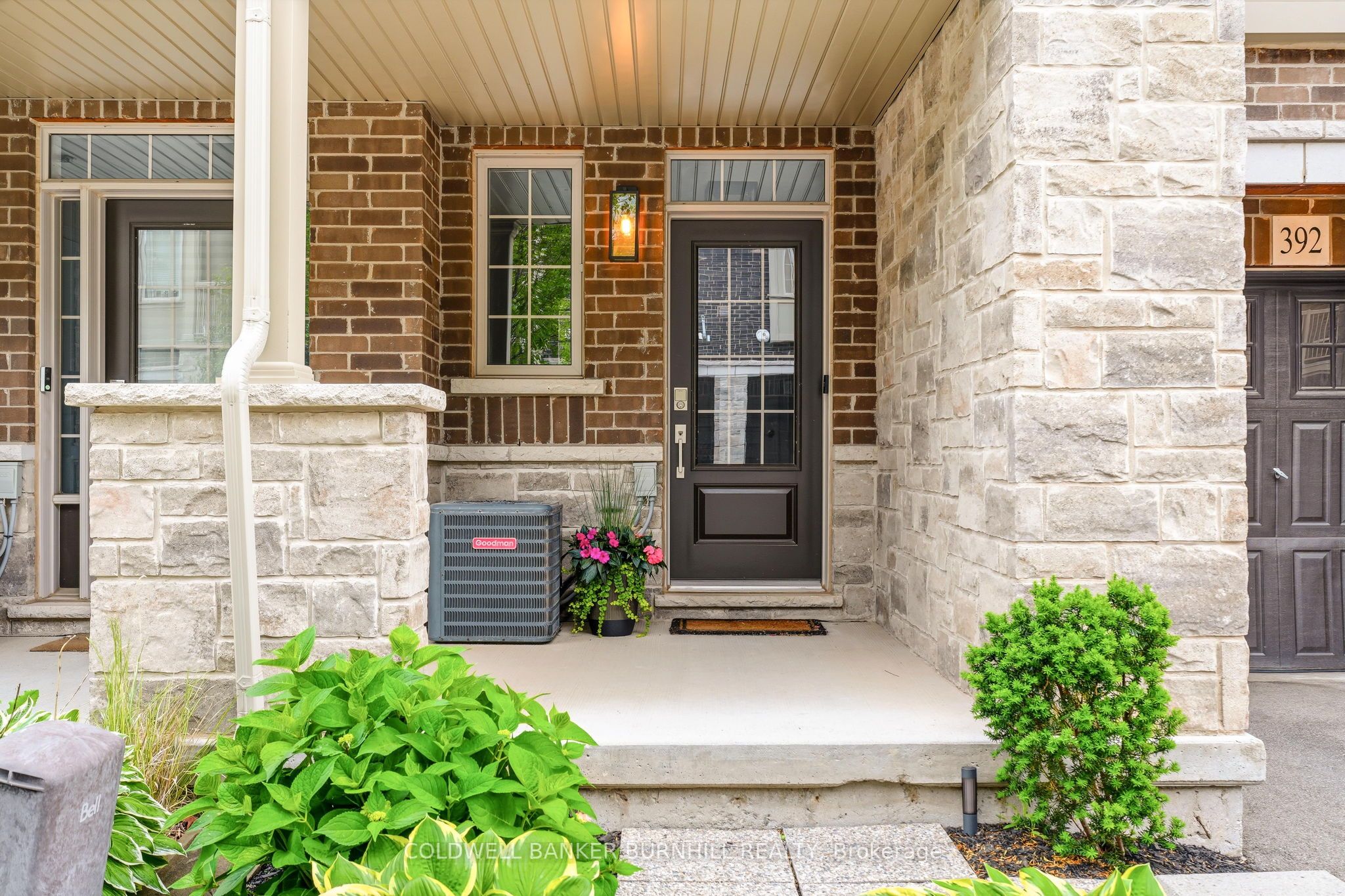 392 Cranbrook Common, Oakville, ON L6H 0P9 photo 4
