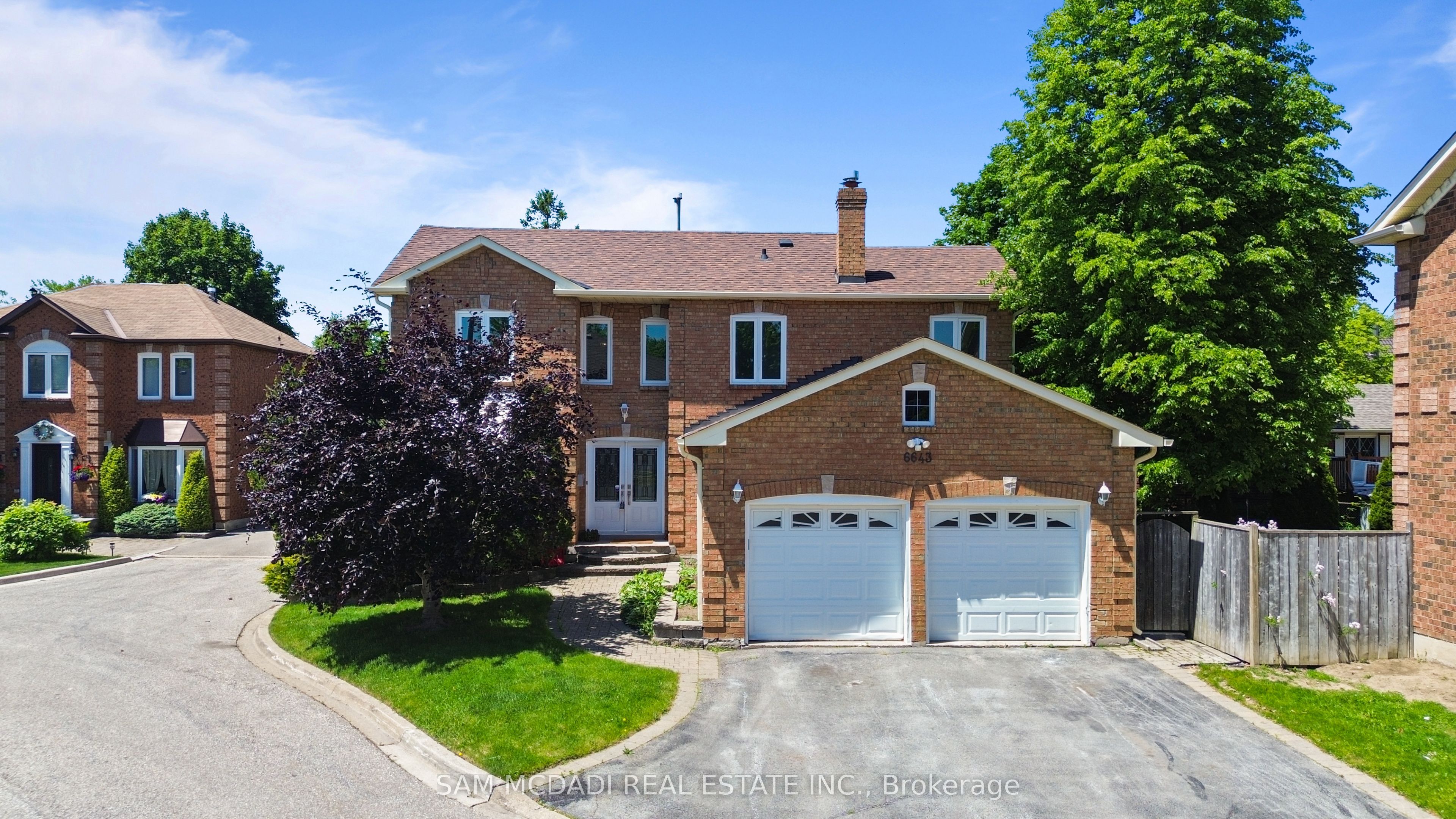 6643 Mockingbird Lane, Mississauga, ON L5N 5K2